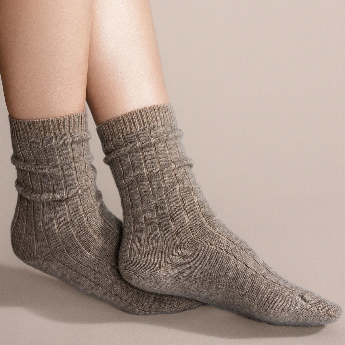 Italia Cozy Rib Crew in Llama