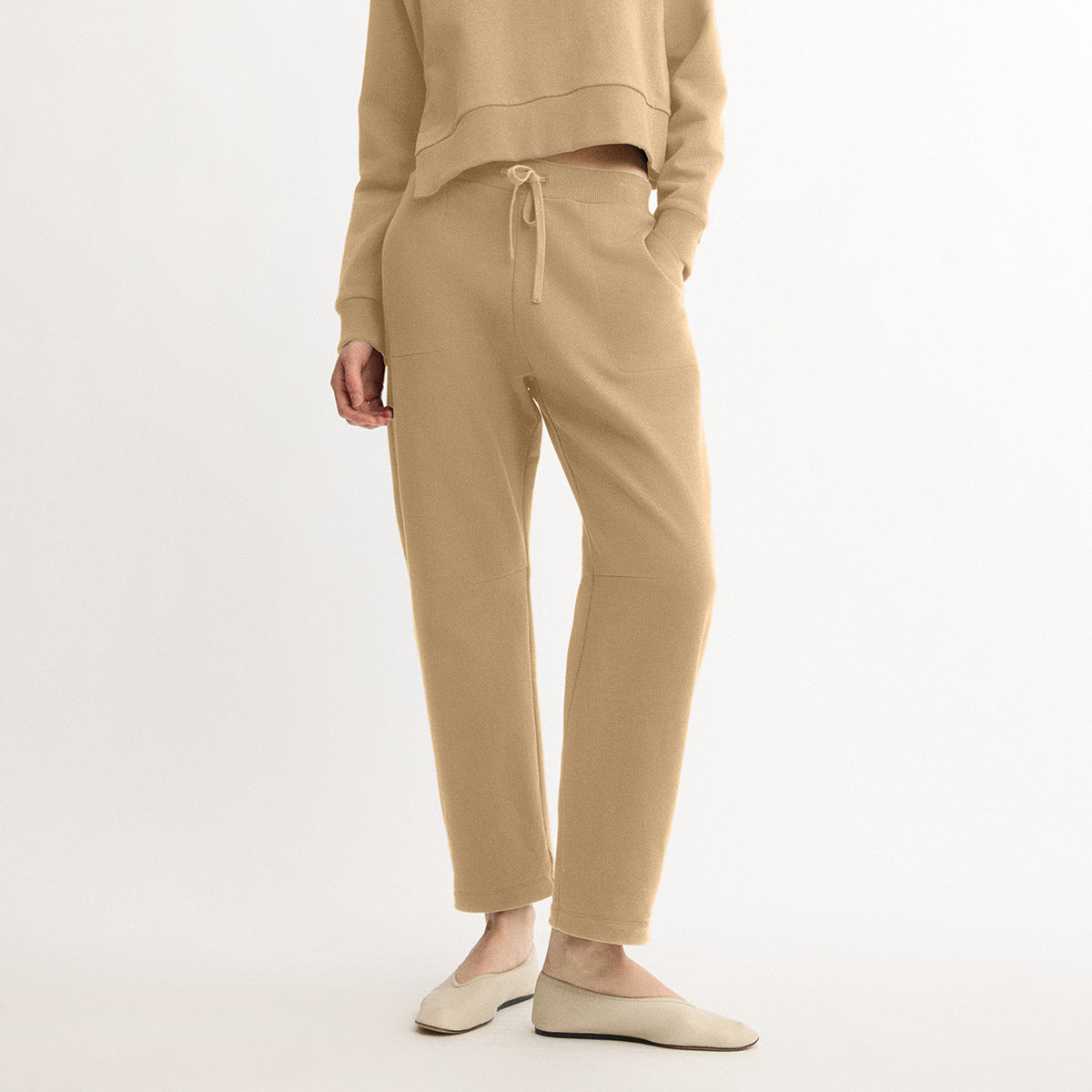 Baltic Barrel Sweatpant in Khaki