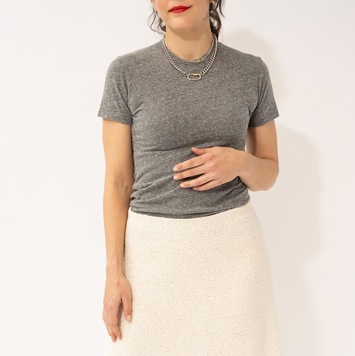 Lana Crewneck Tee in Heather Grey