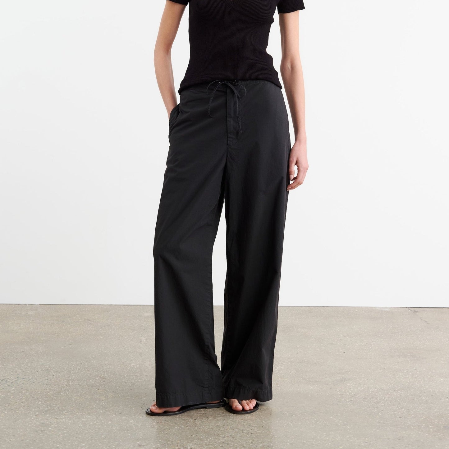 Kai Poplin Pant in Jet Black