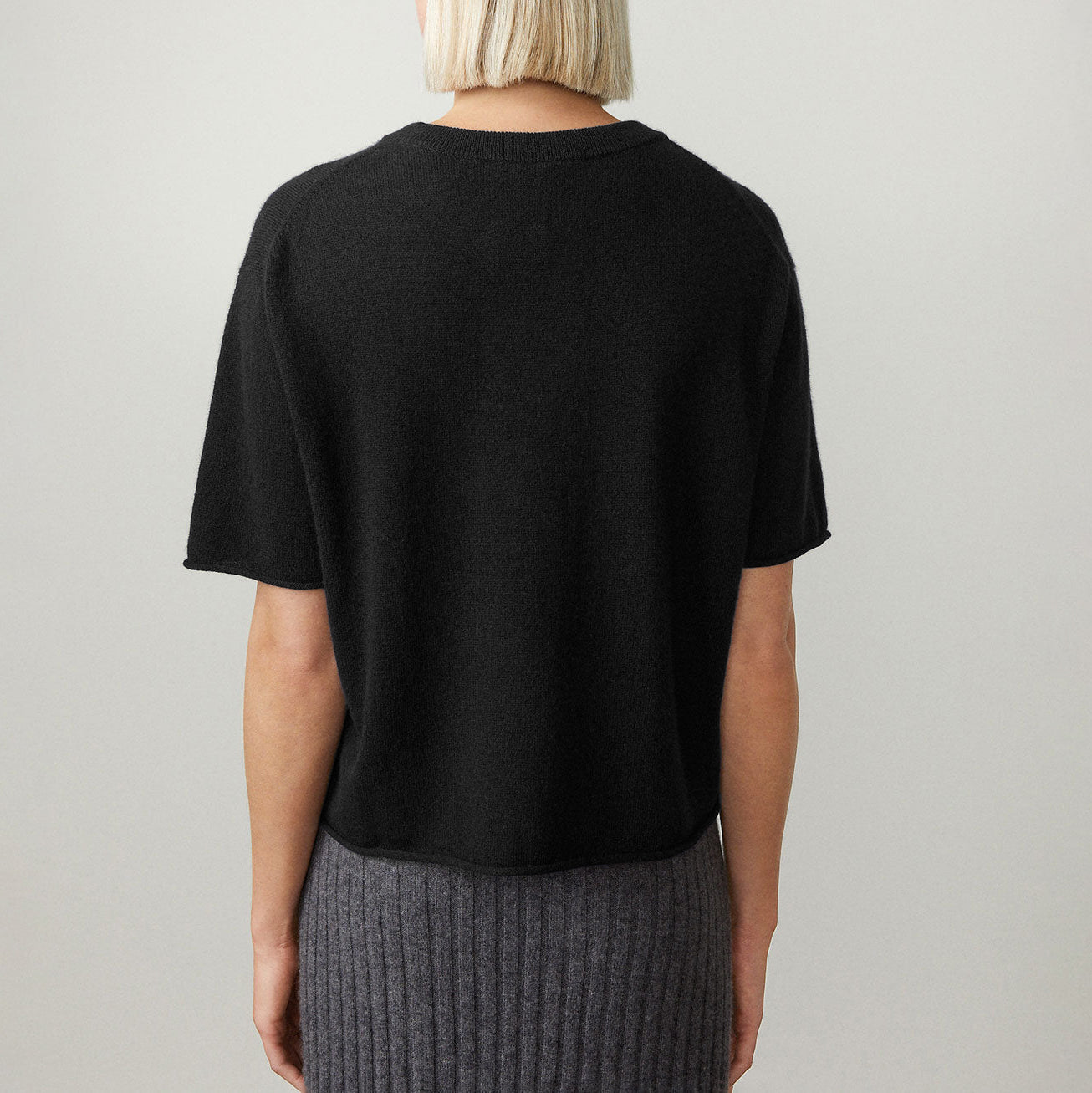 Cila Cashmere Tee in Black