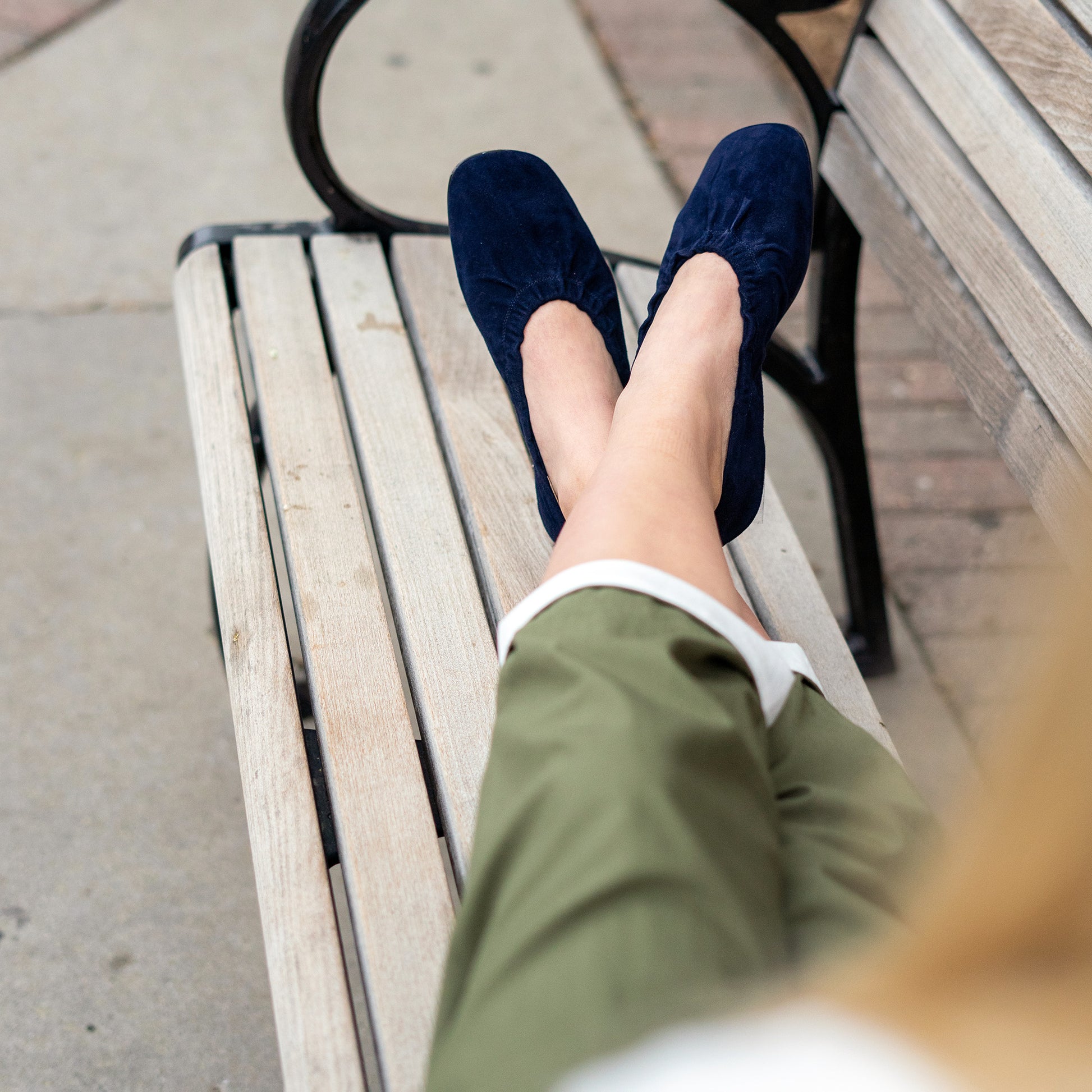 Mica Elastic Flat in Indigo Suede