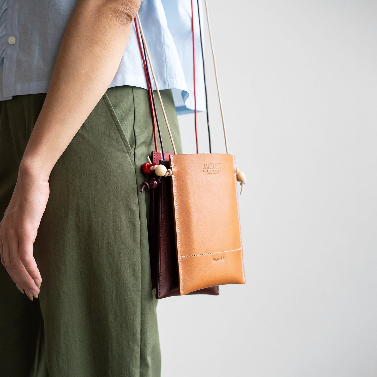 Porto Phone Sling in Red
