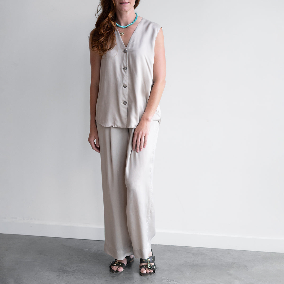 Sanded Vest in Sisal