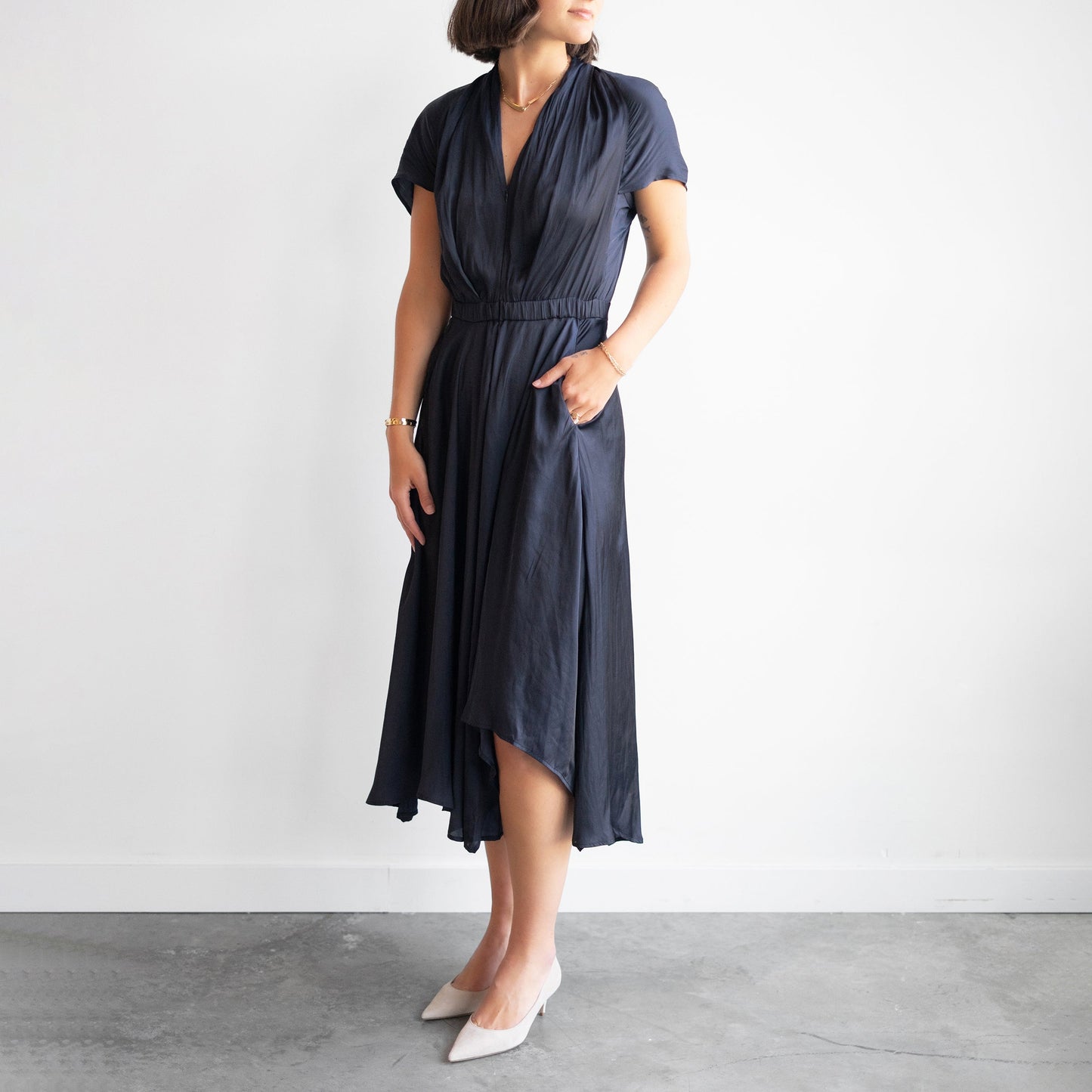 Maki Wave Dress in Navy