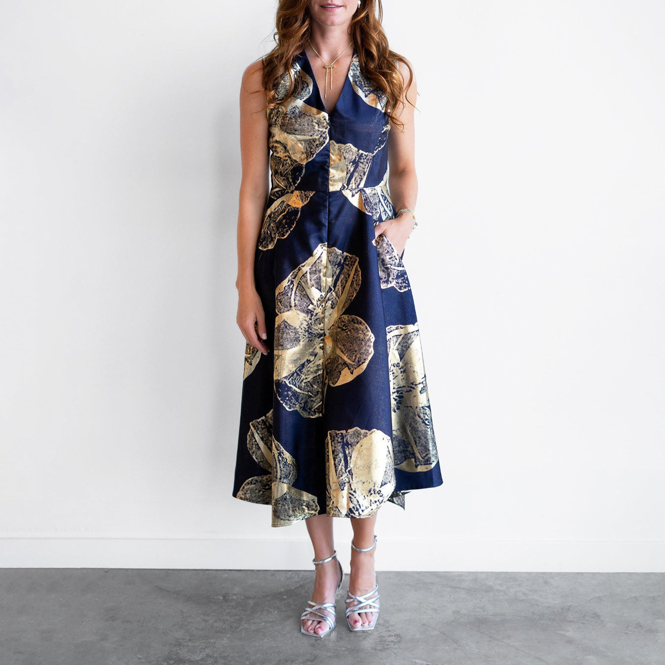 Sleeveless Wave Dress in Ink & Gold