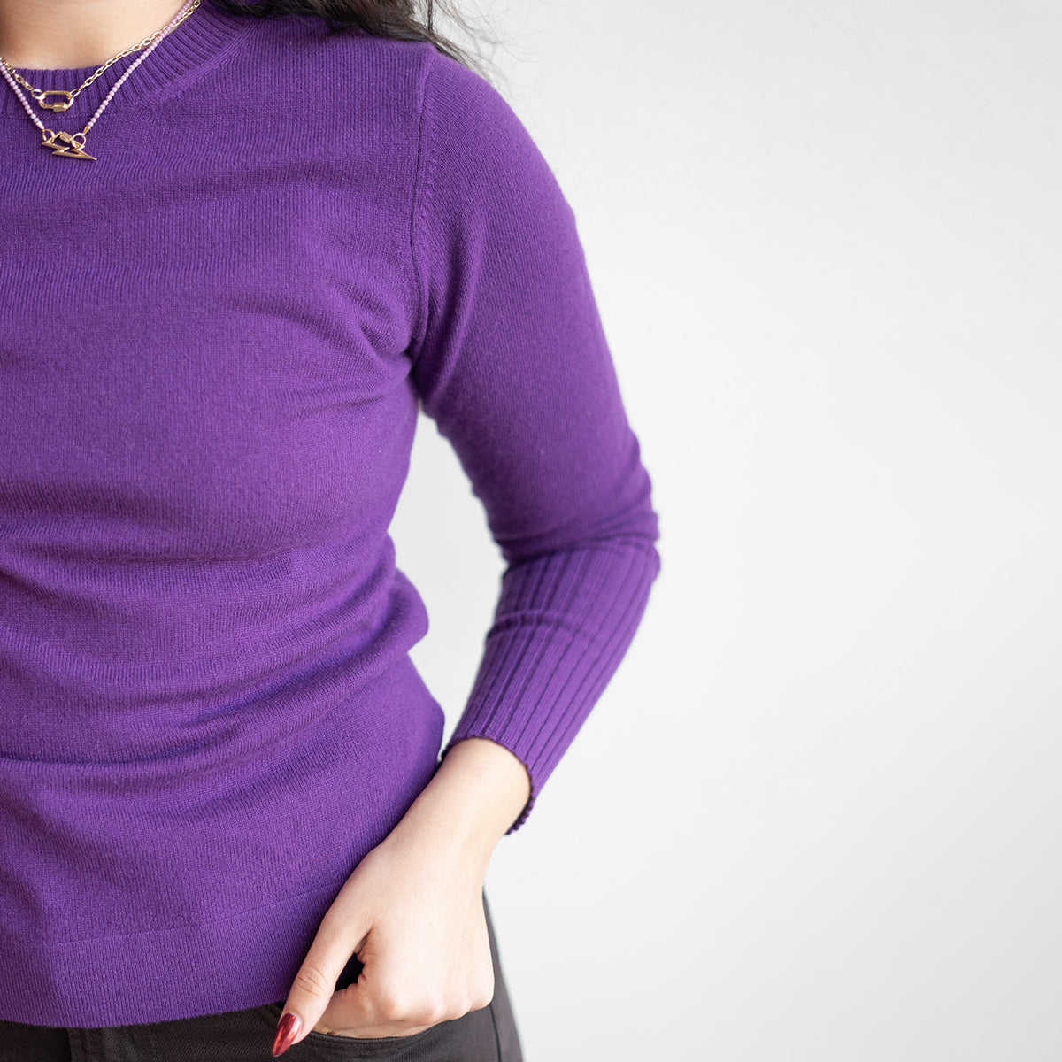 Cashmere Crew Sweater in Violet