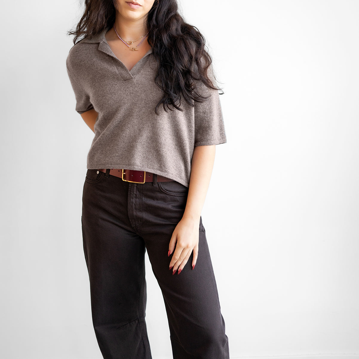 Neela Polo Tee in Truffle