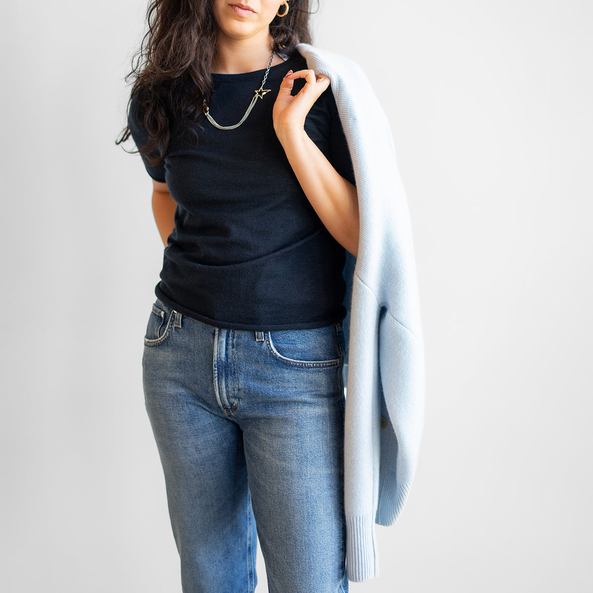 Ari Fine Knit Tee in Navy