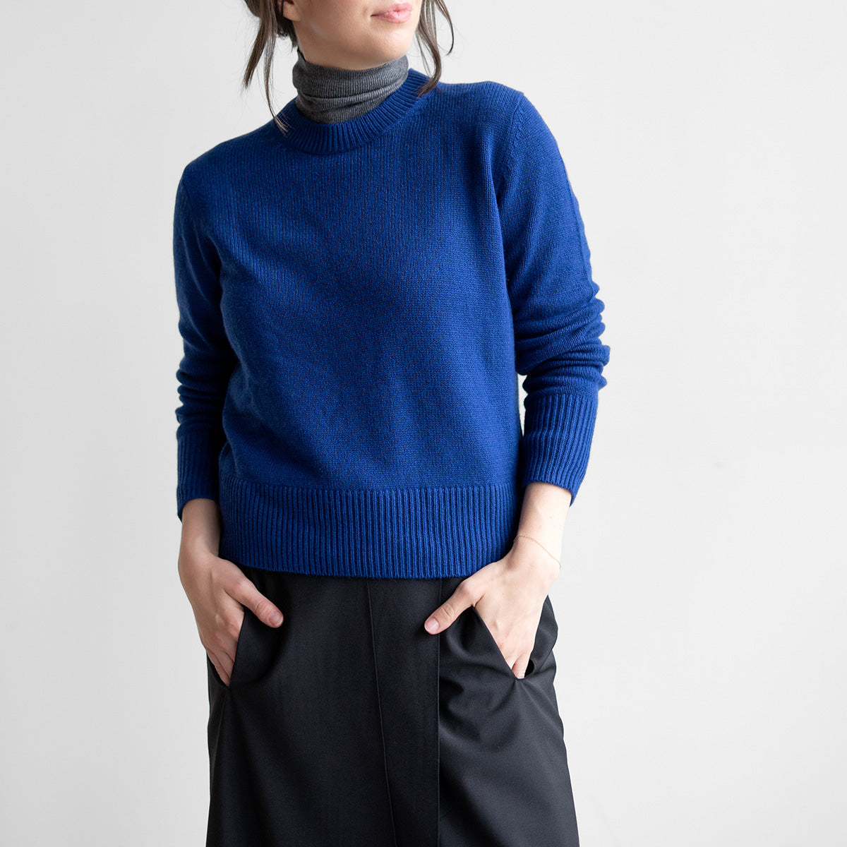 Crew Pullover in Atlantic Blue