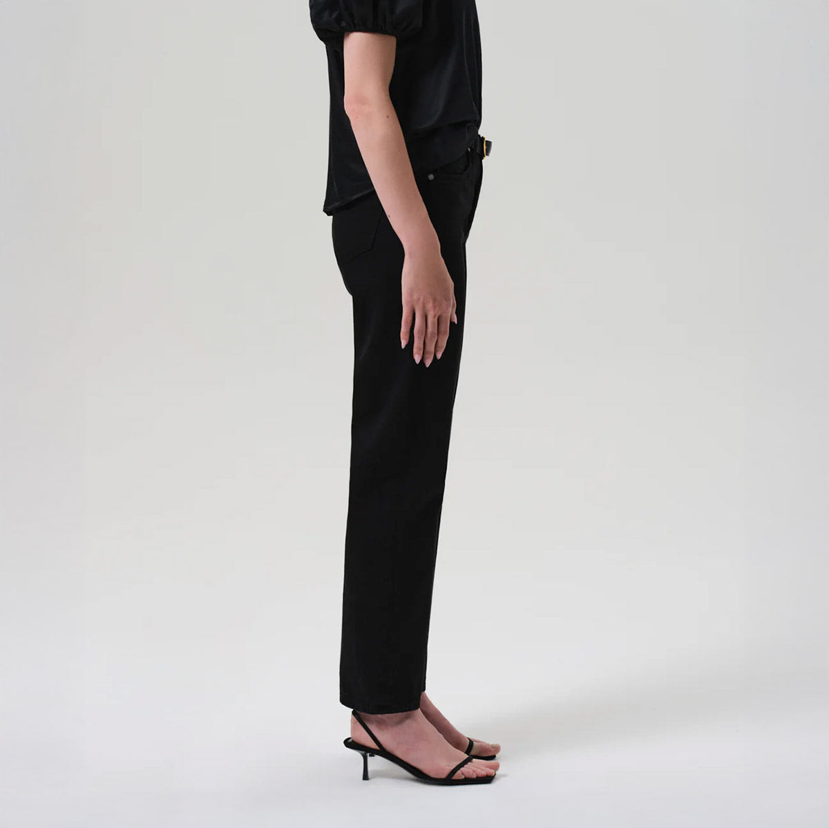 Blaine Straight Leg Jean in Black