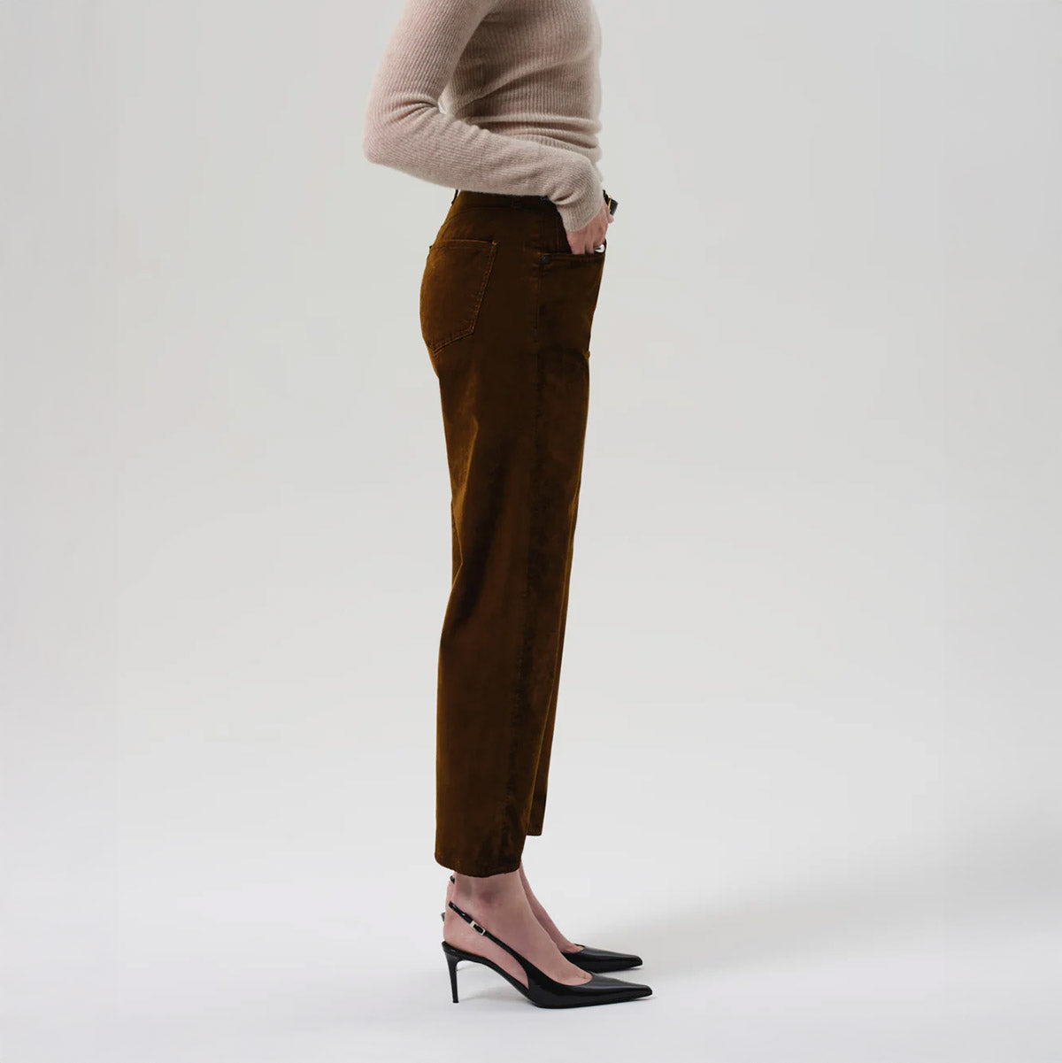 Delfina Straight Leg in Golden