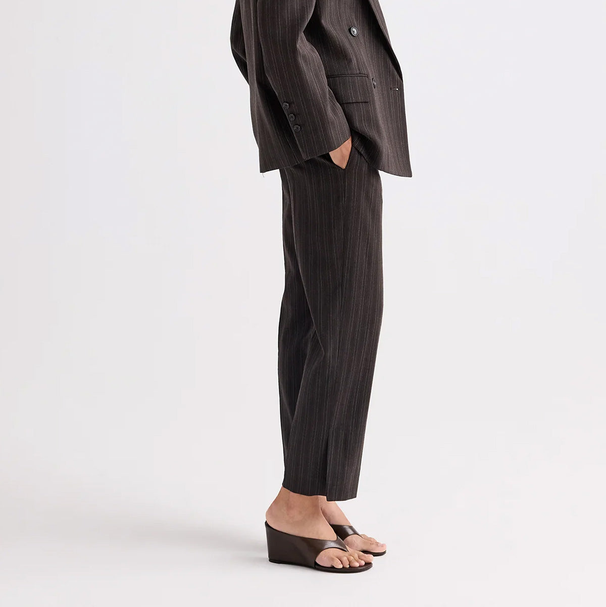 Roberts Pant in Dark Chocolate