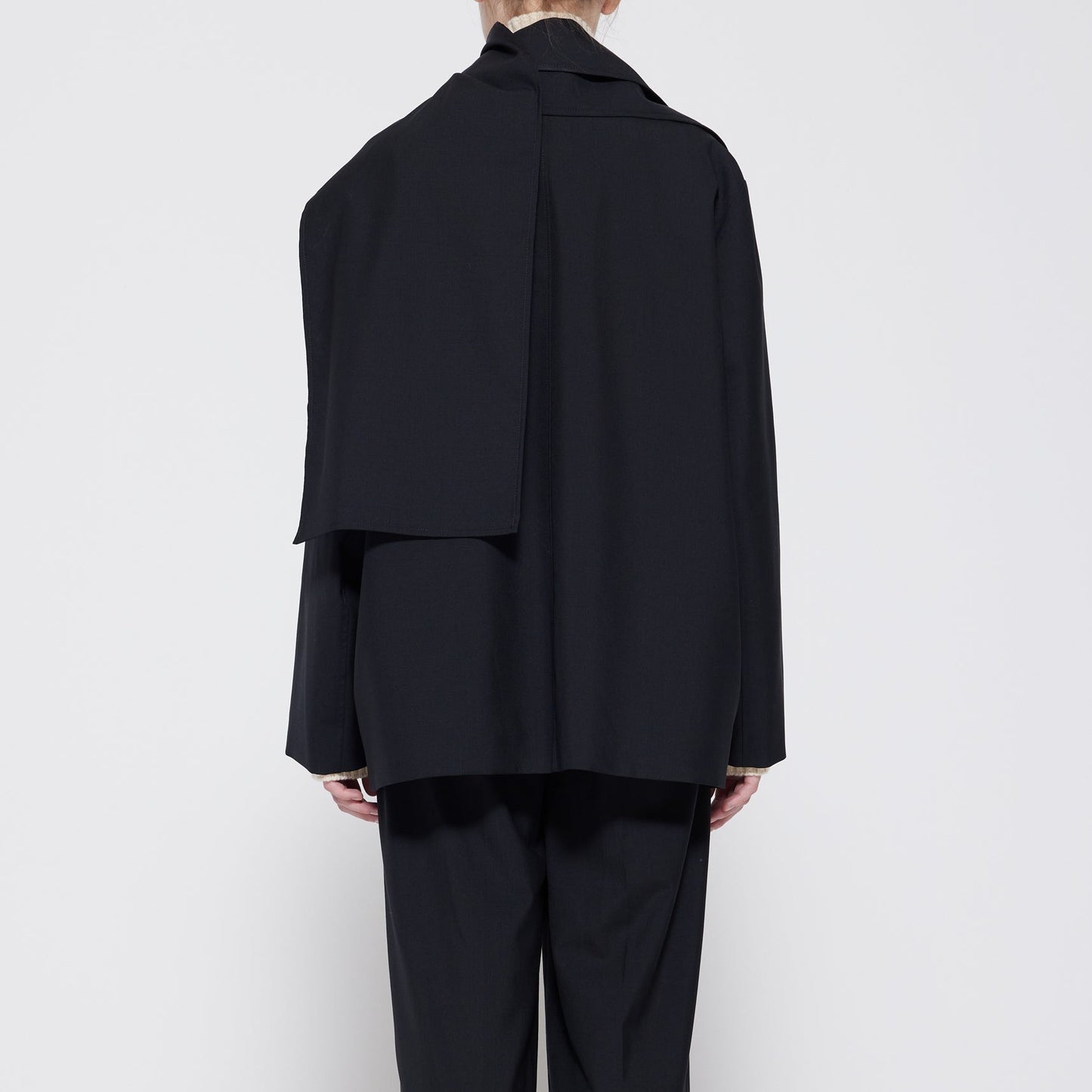 Tailored Scarf Jacket in Noir