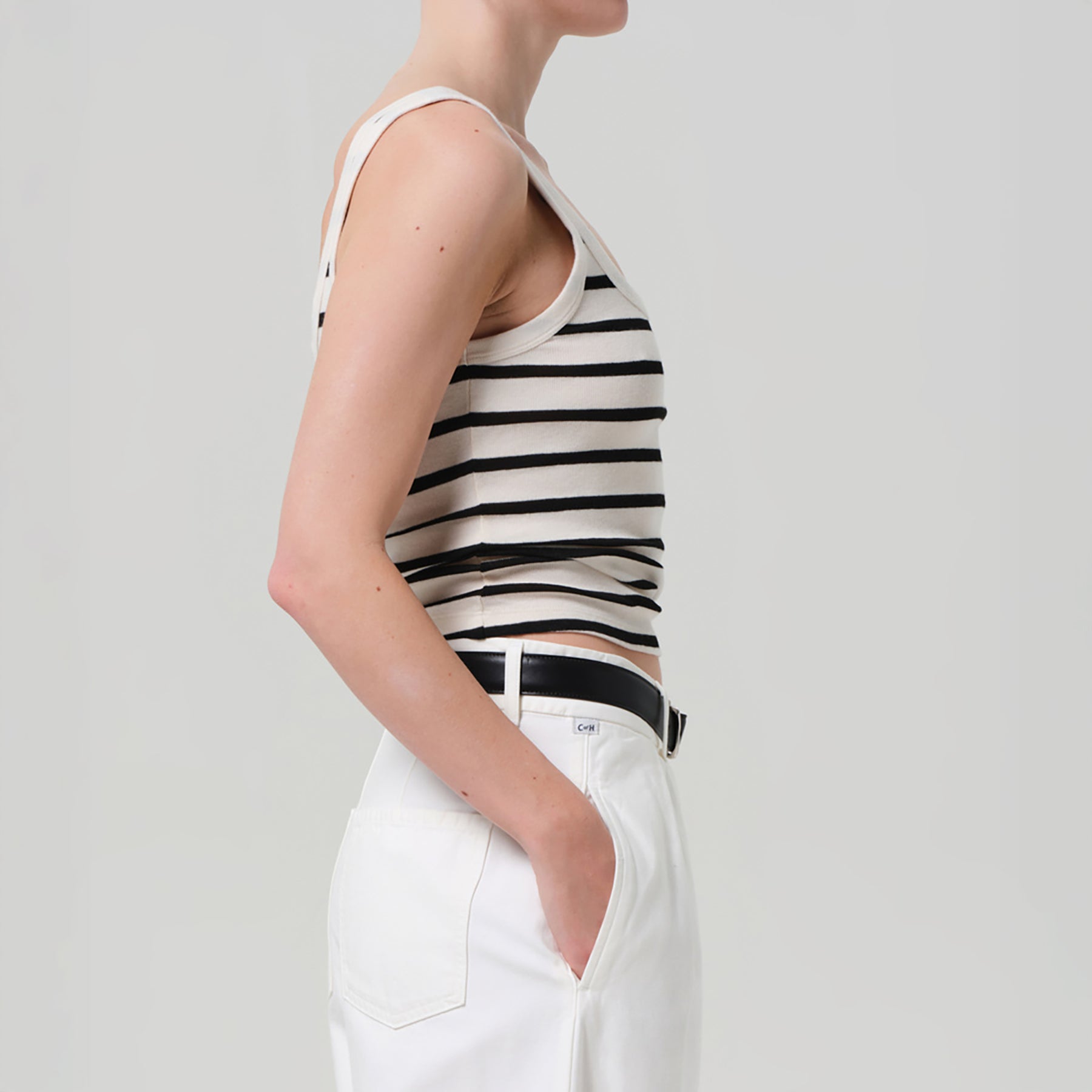 Faye Tank in Midnight Stripe, slightly cropped fit with U-neckline, made of 80% cotton, 20% polyester.