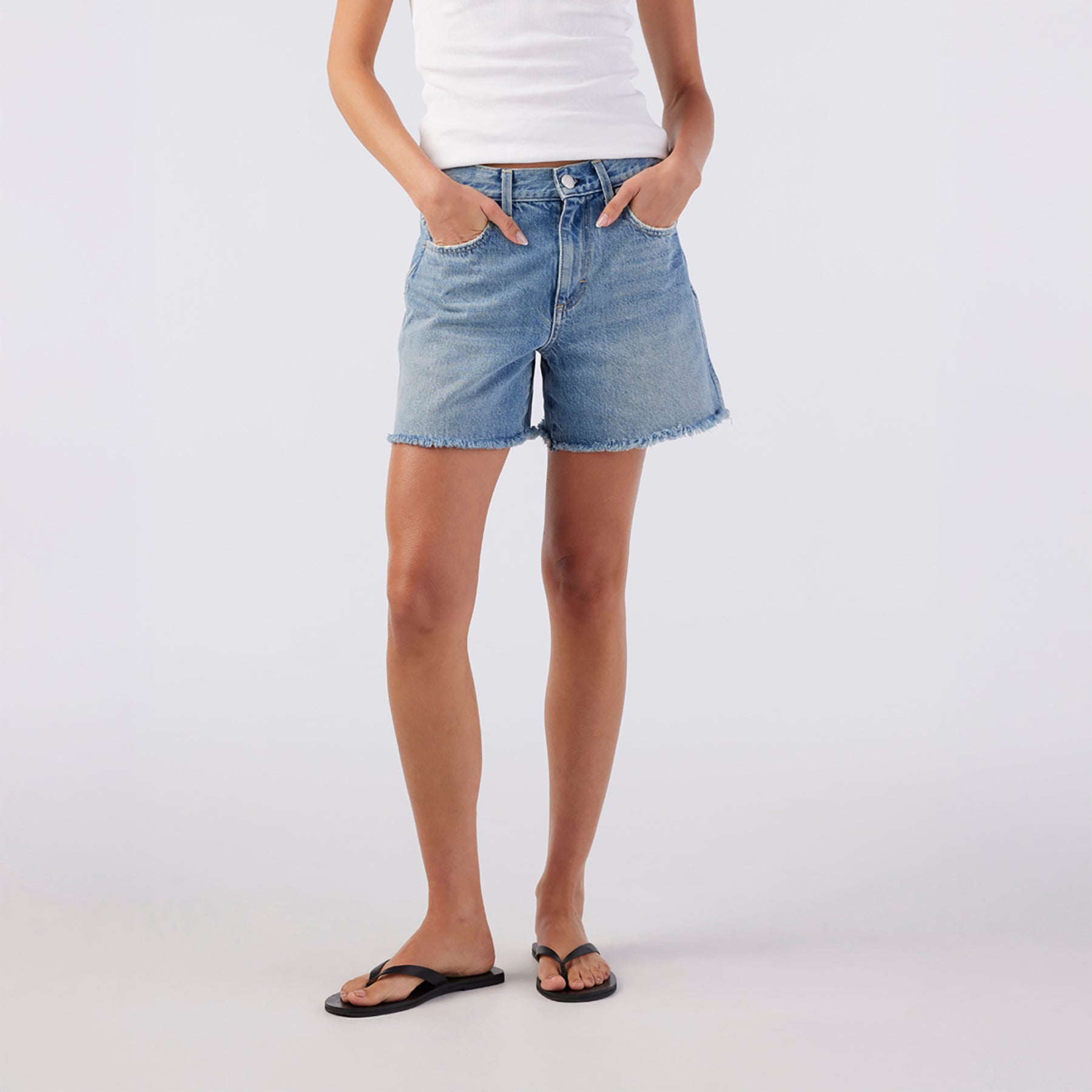 Billie Denim Shorts in Free Spirit