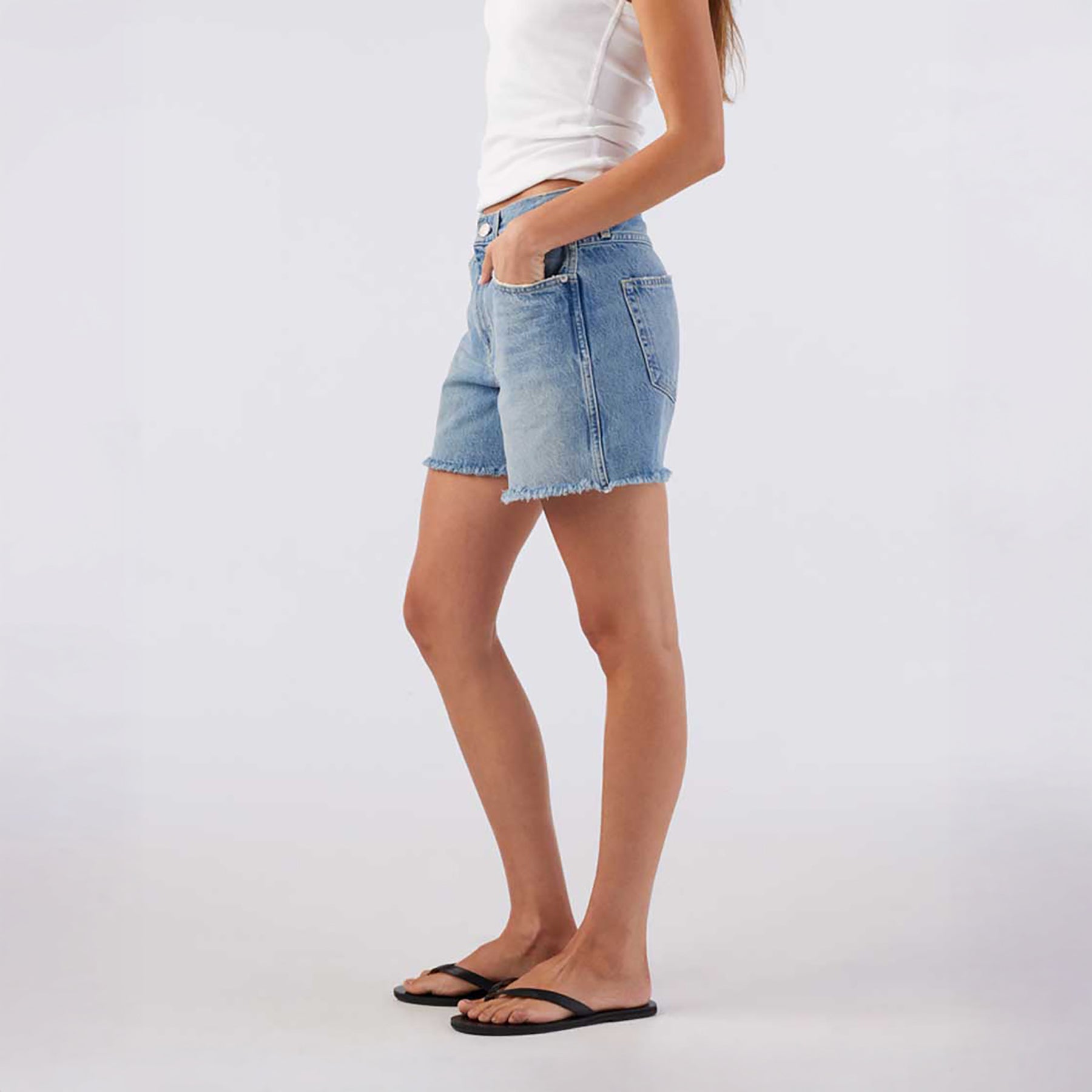 Billie Denim Shorts in Free Spirit