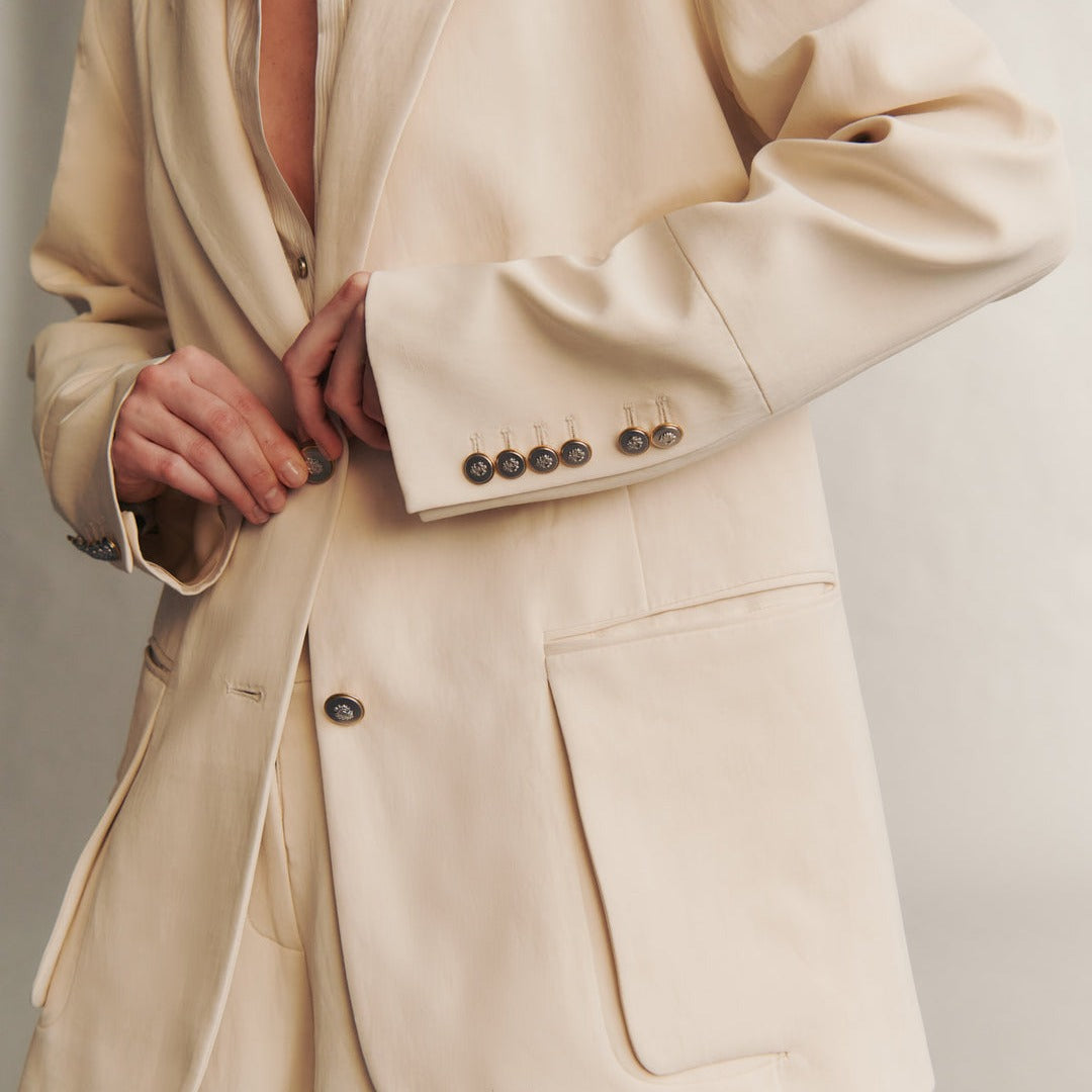 Sweet Pea Blazer in Bone