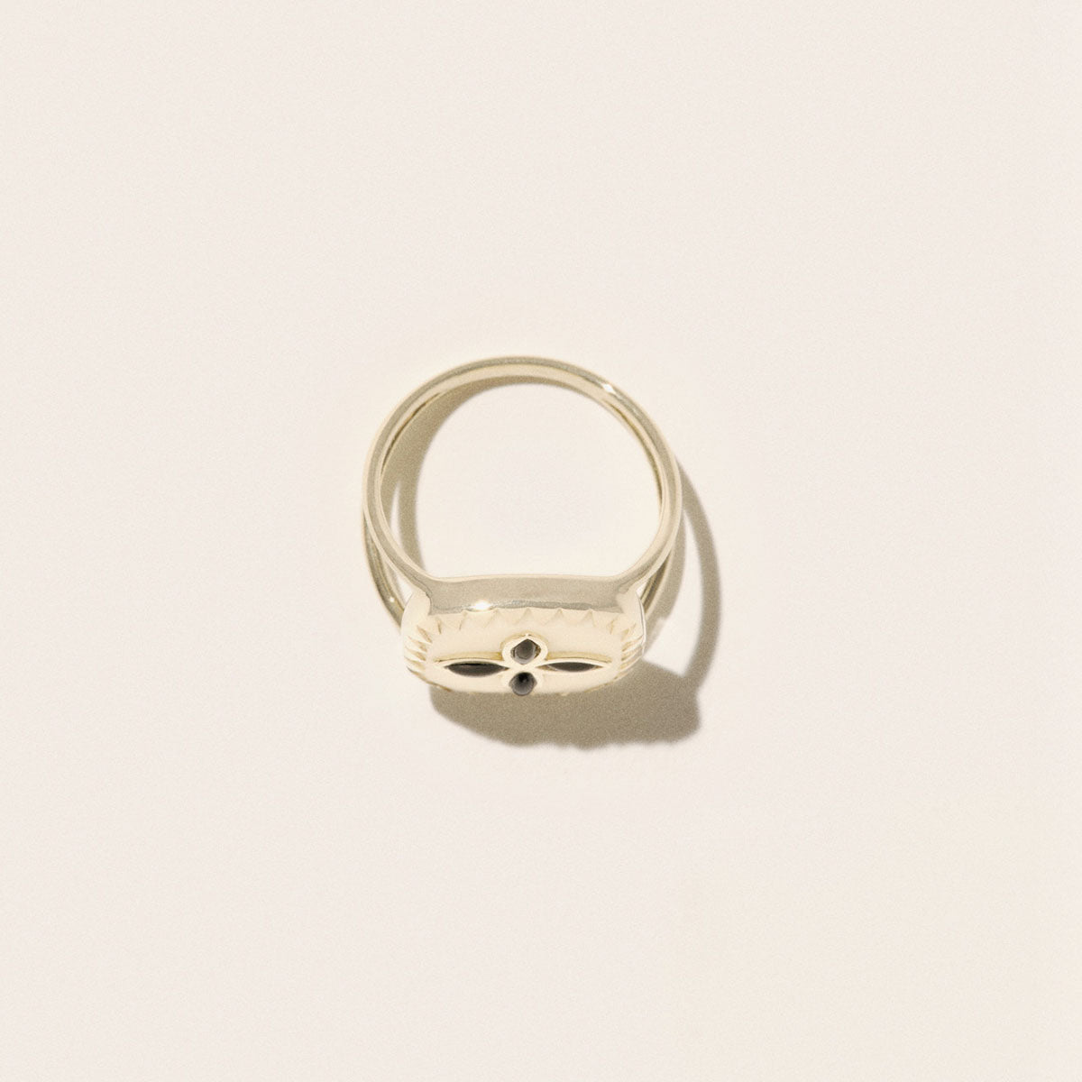 Bowie N°2 Ring in White
