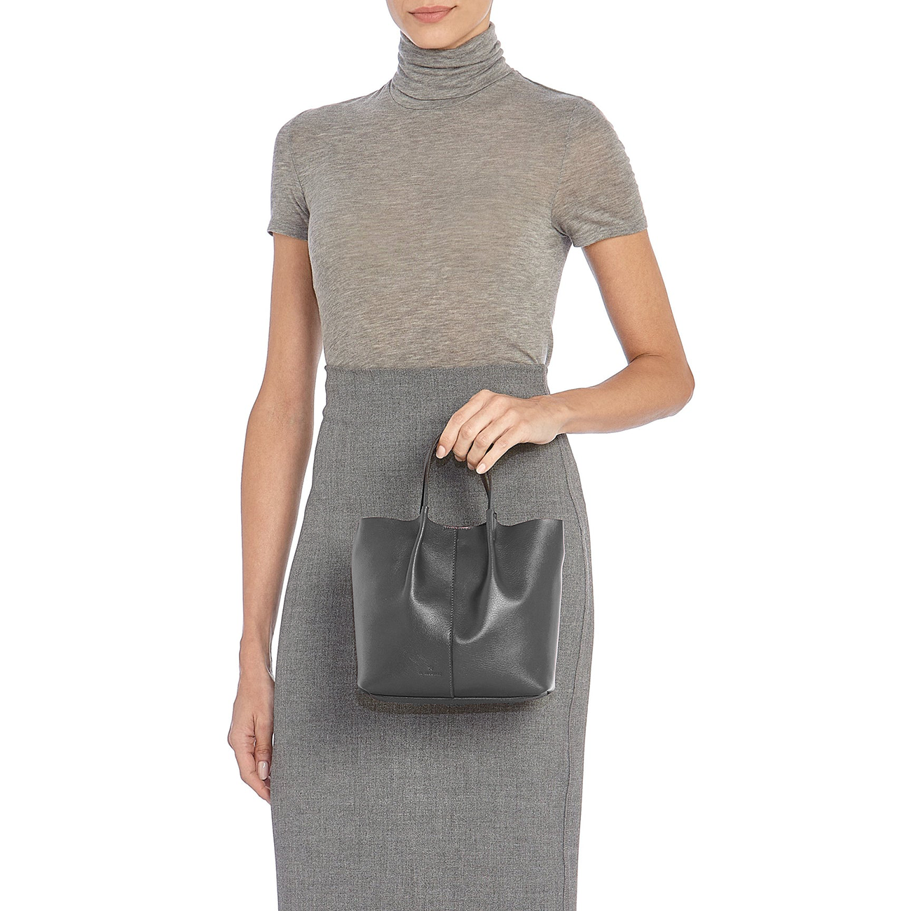 Nina Crossbody in Grafite