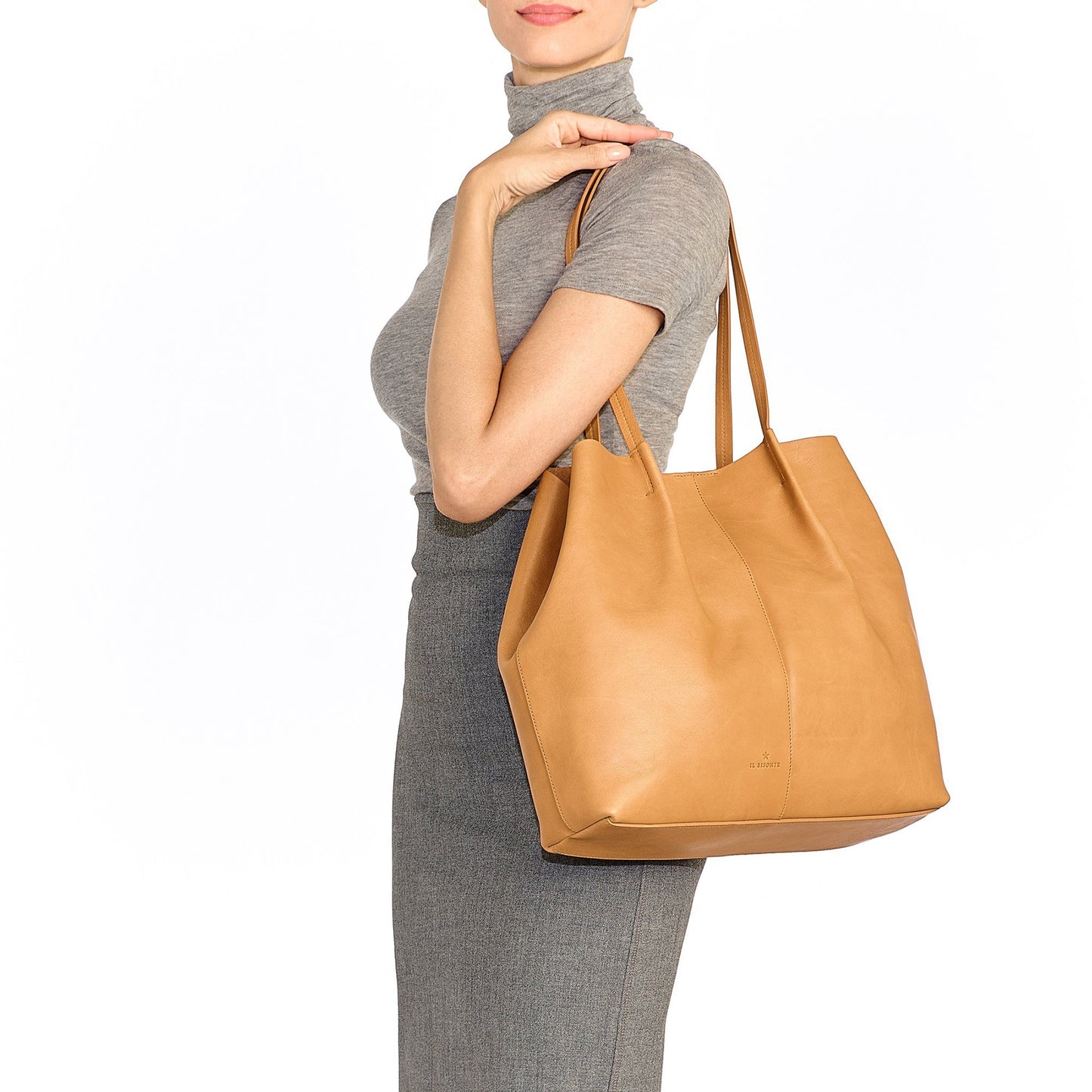 Nina Leather Tote in Natural
