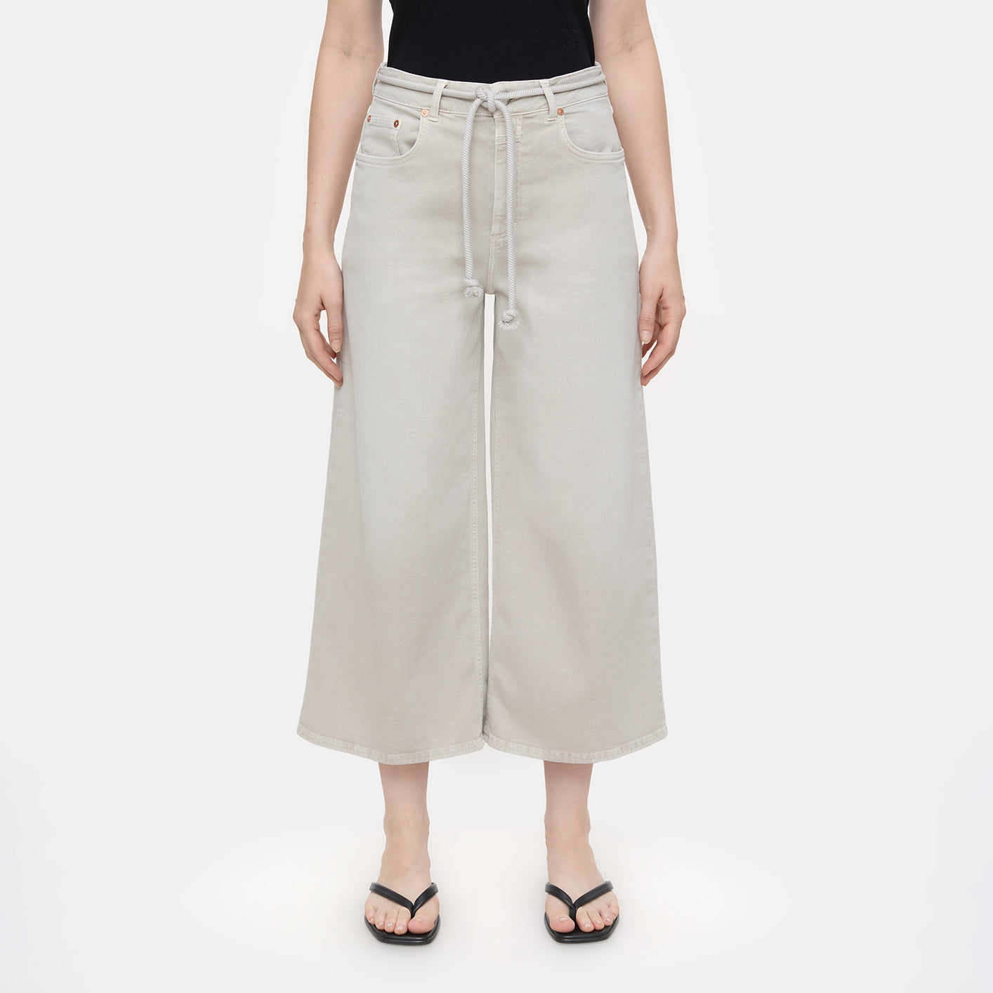 Lyna Wide Leg Jean in Soft Beige