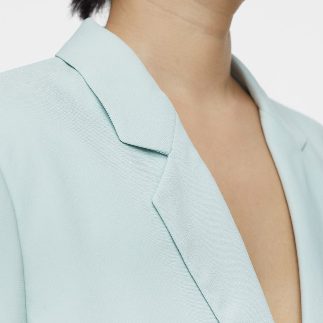 Lola Crepe Blazer in Amalfi Sea
