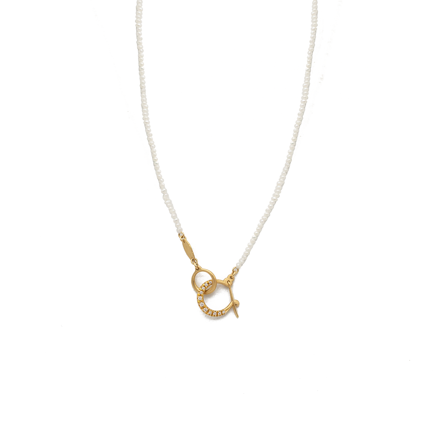 Hung Clasp Necklace in Akoya Pearl