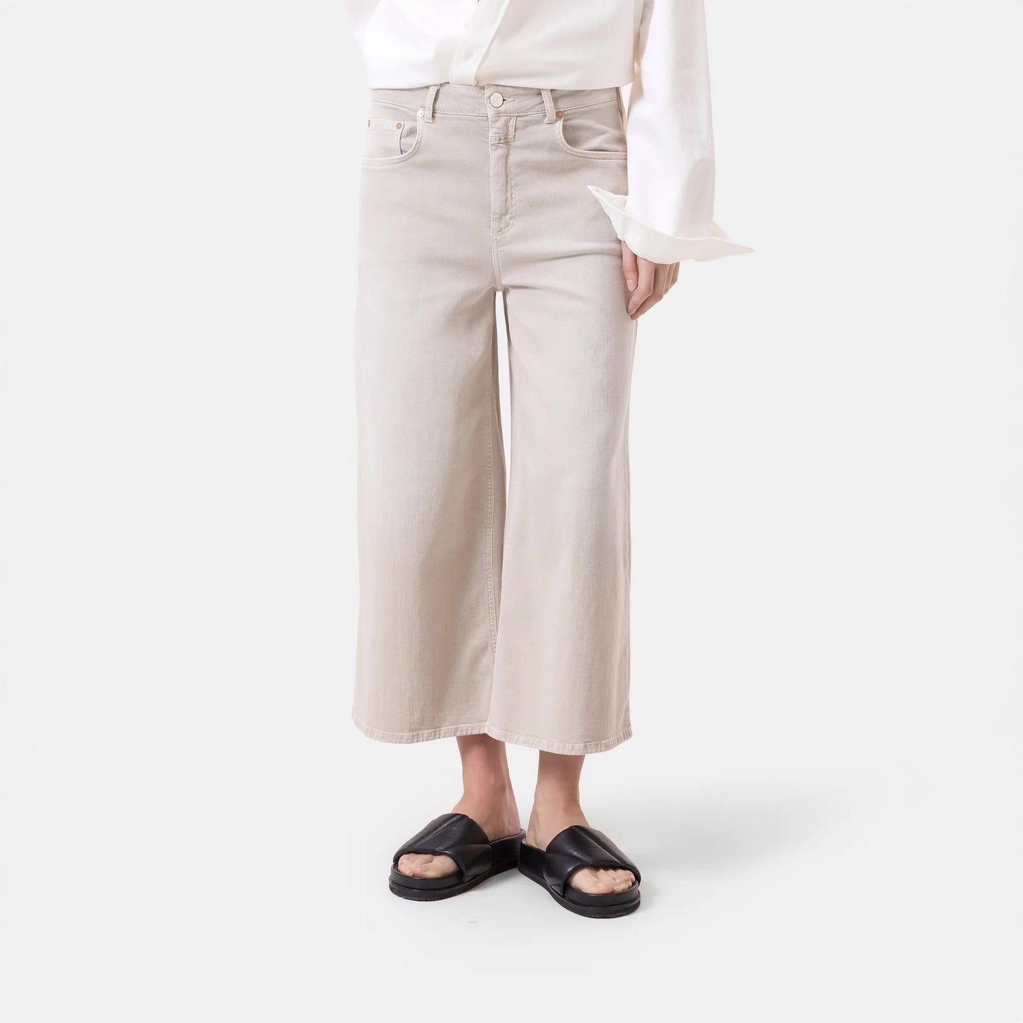 Lyna Wide Leg Jean in Soft Beige