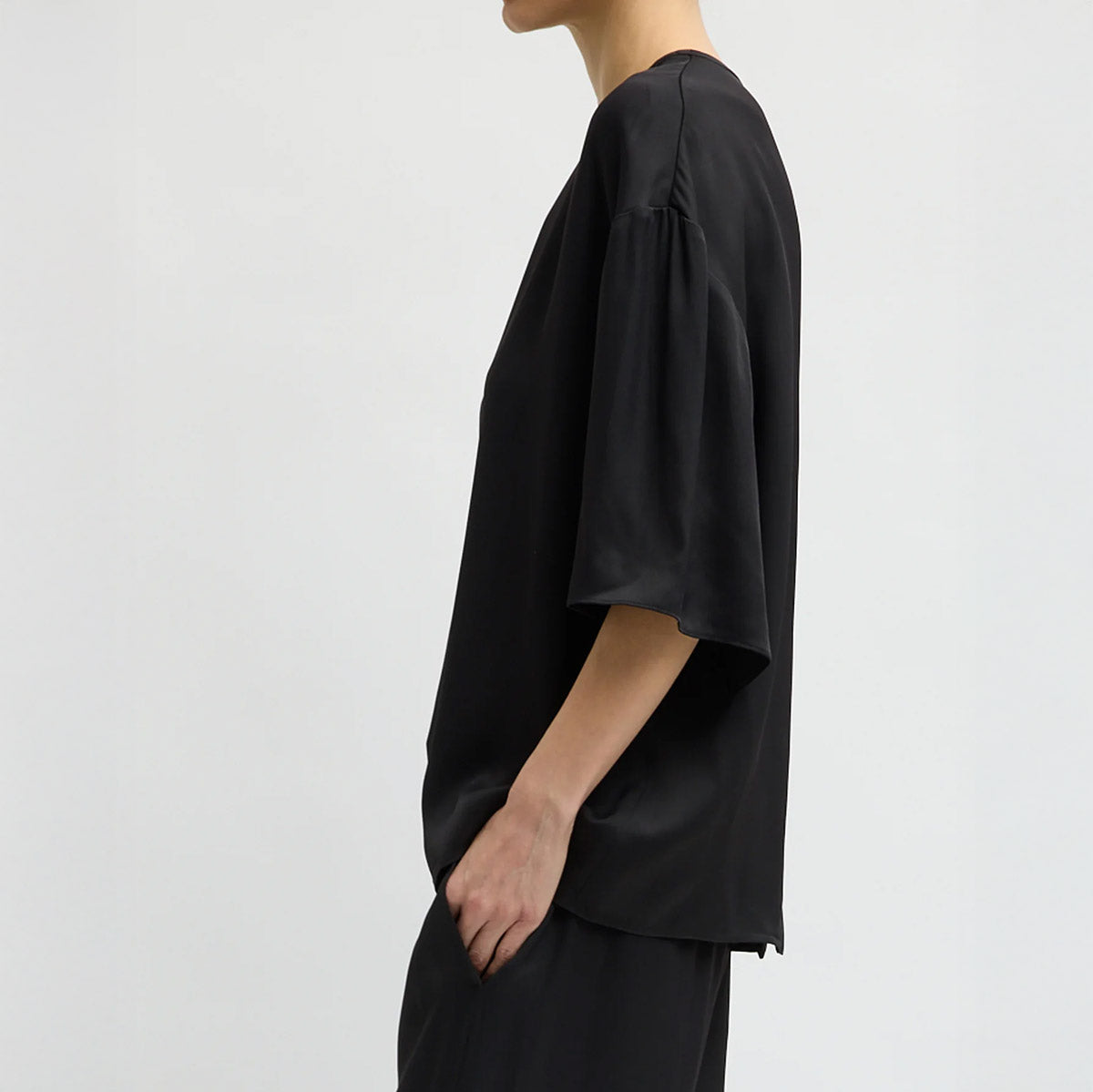 Side Slit Tee in Black