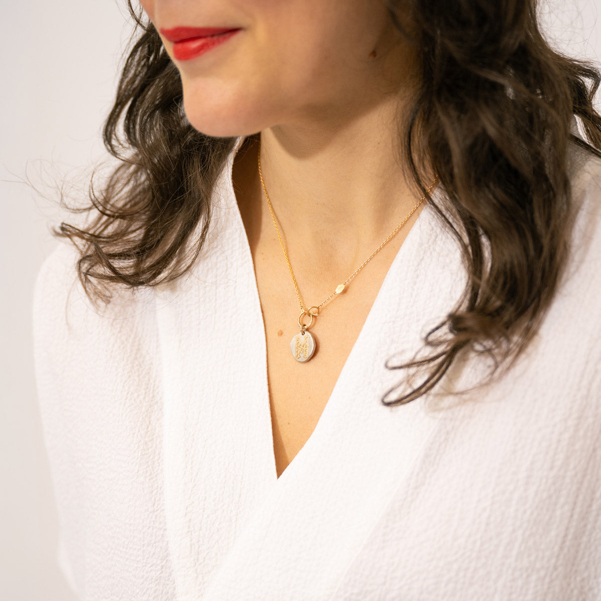 Hung Charm Holder Necklace in 18K Gold with Diamonds