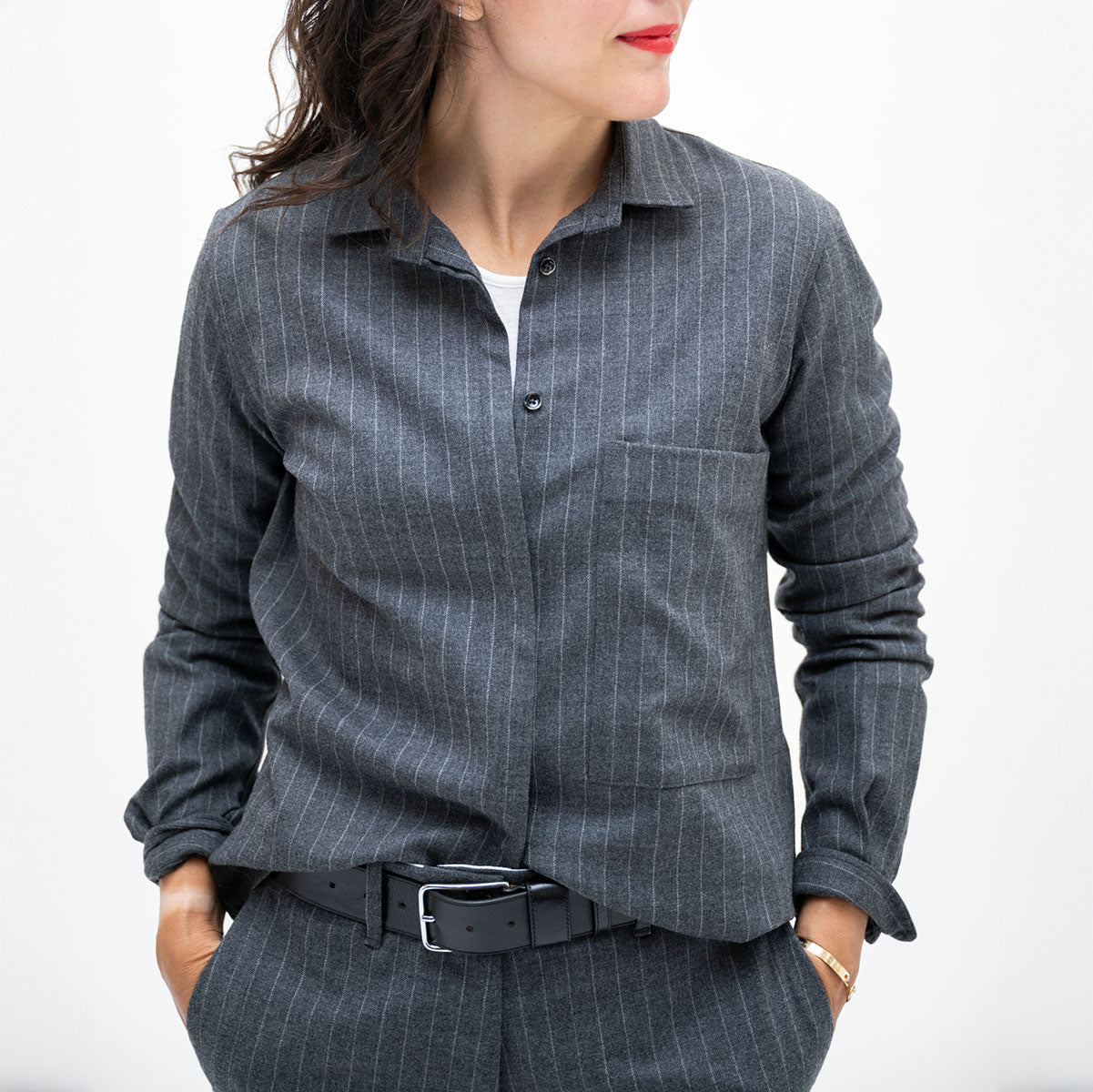 Handly Shirt in Grey Pinstripe
