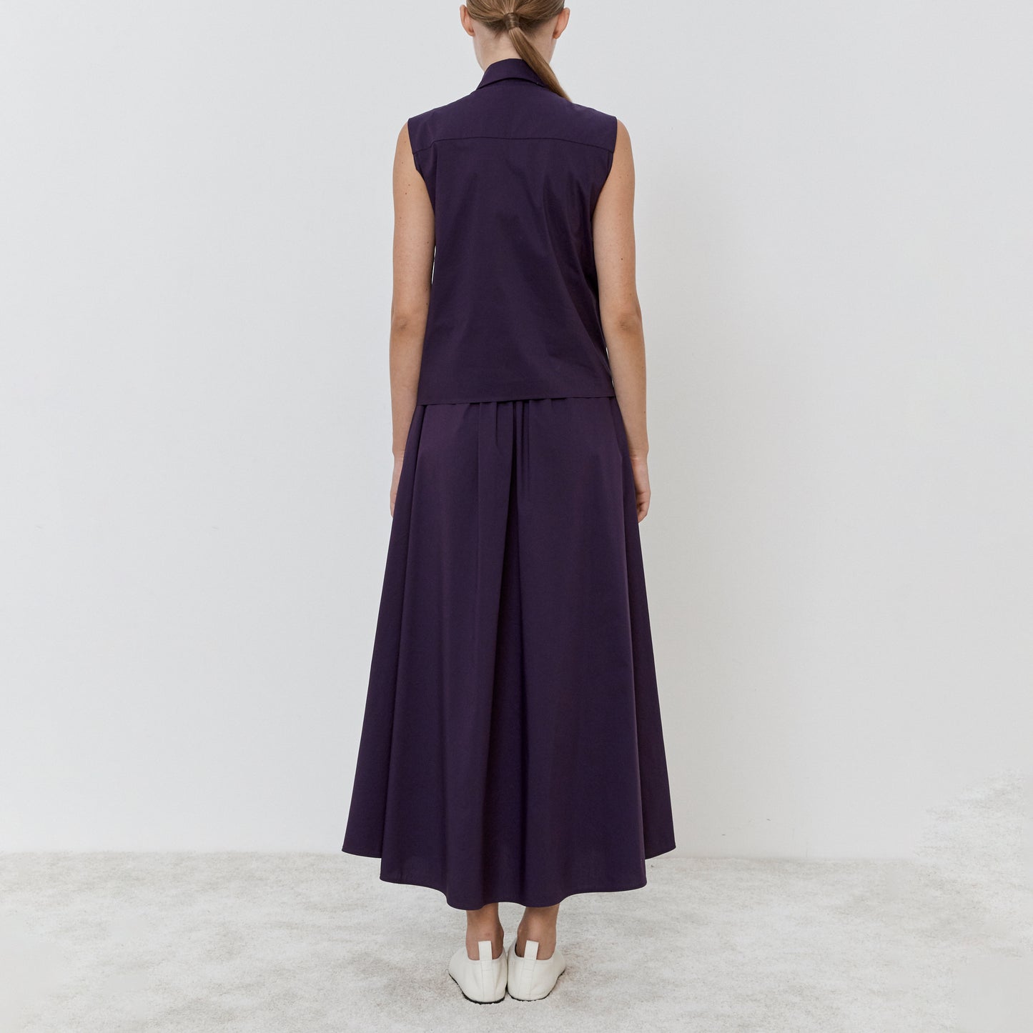 Sleeveless Shirt Dress in Eggplant