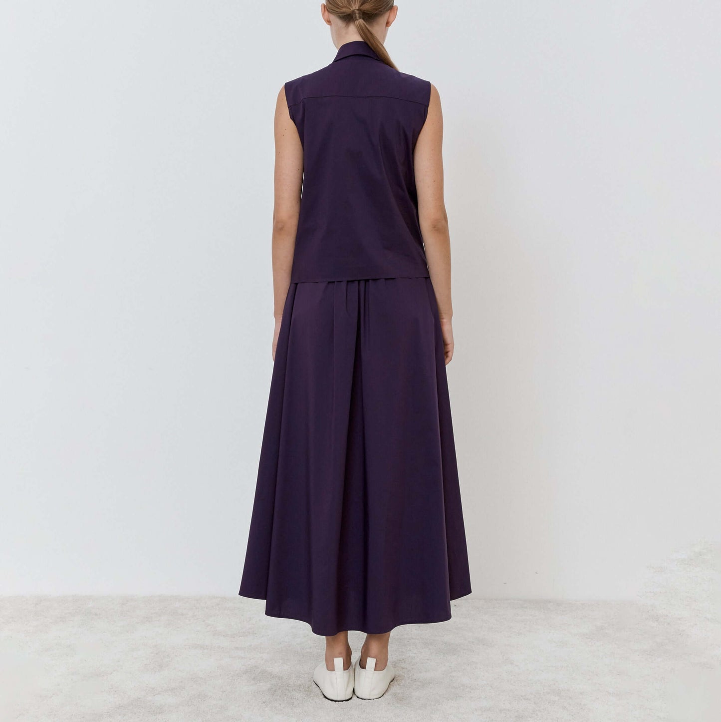 Sleeveless Shirt Dress in Eggplant