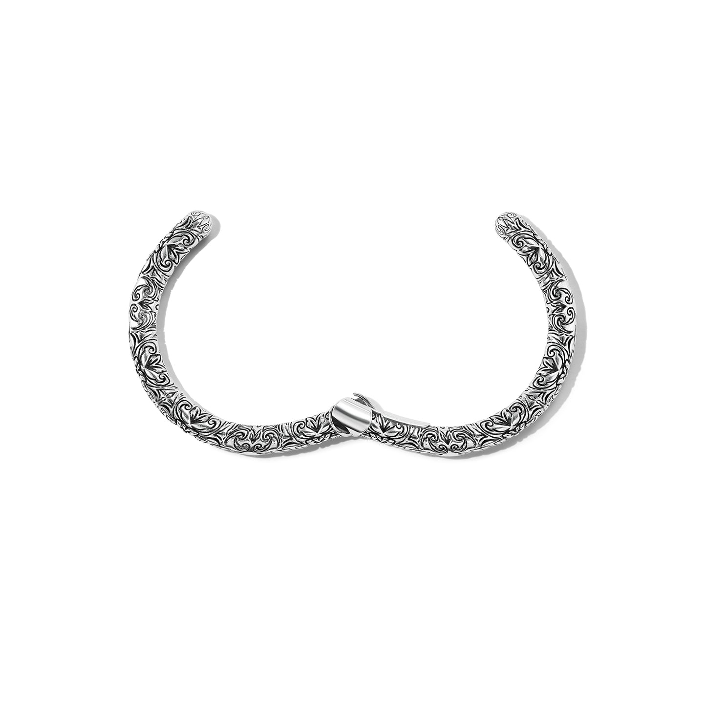 Embossed Hinge Cuffling in Silver