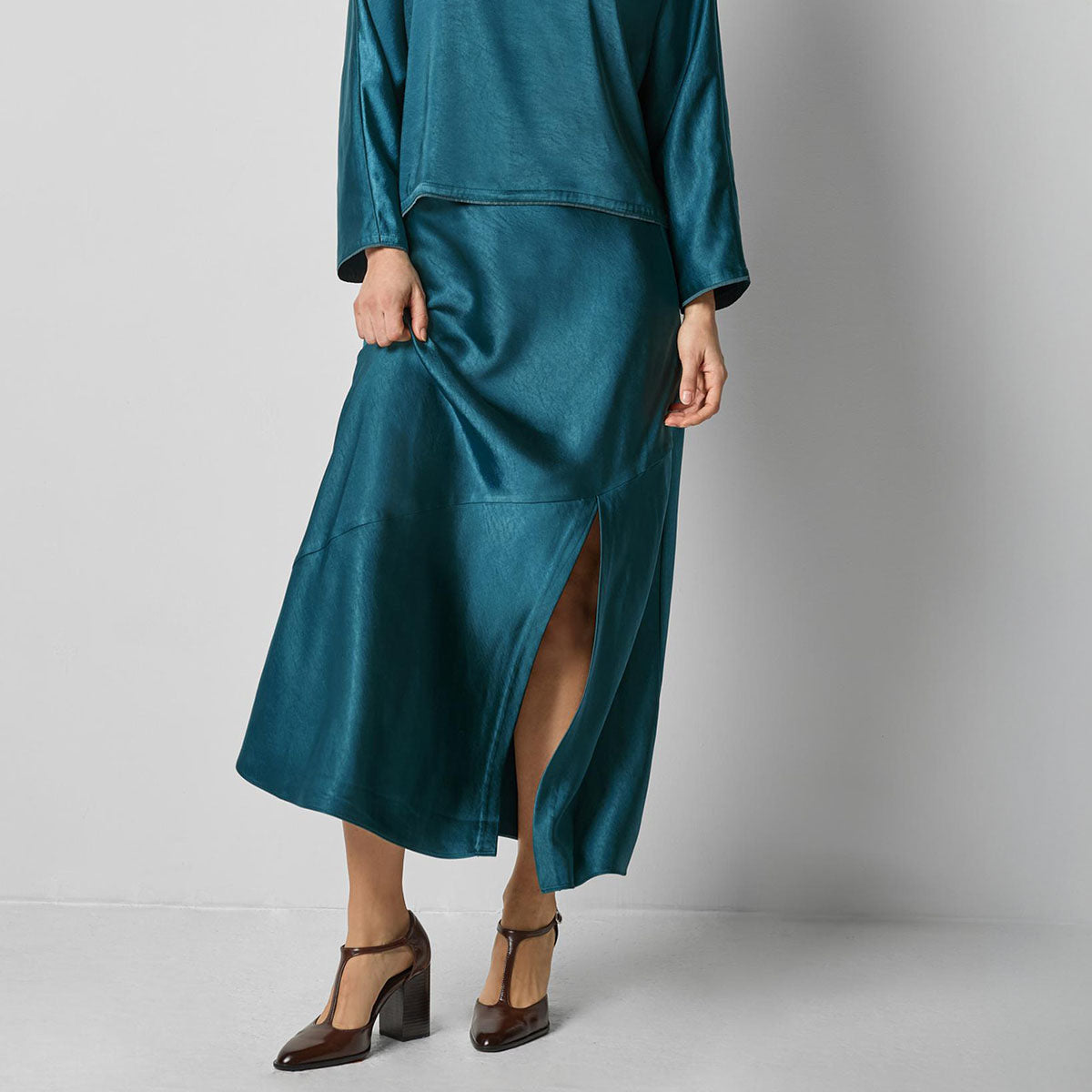 Slit Front Skirt in Neptune