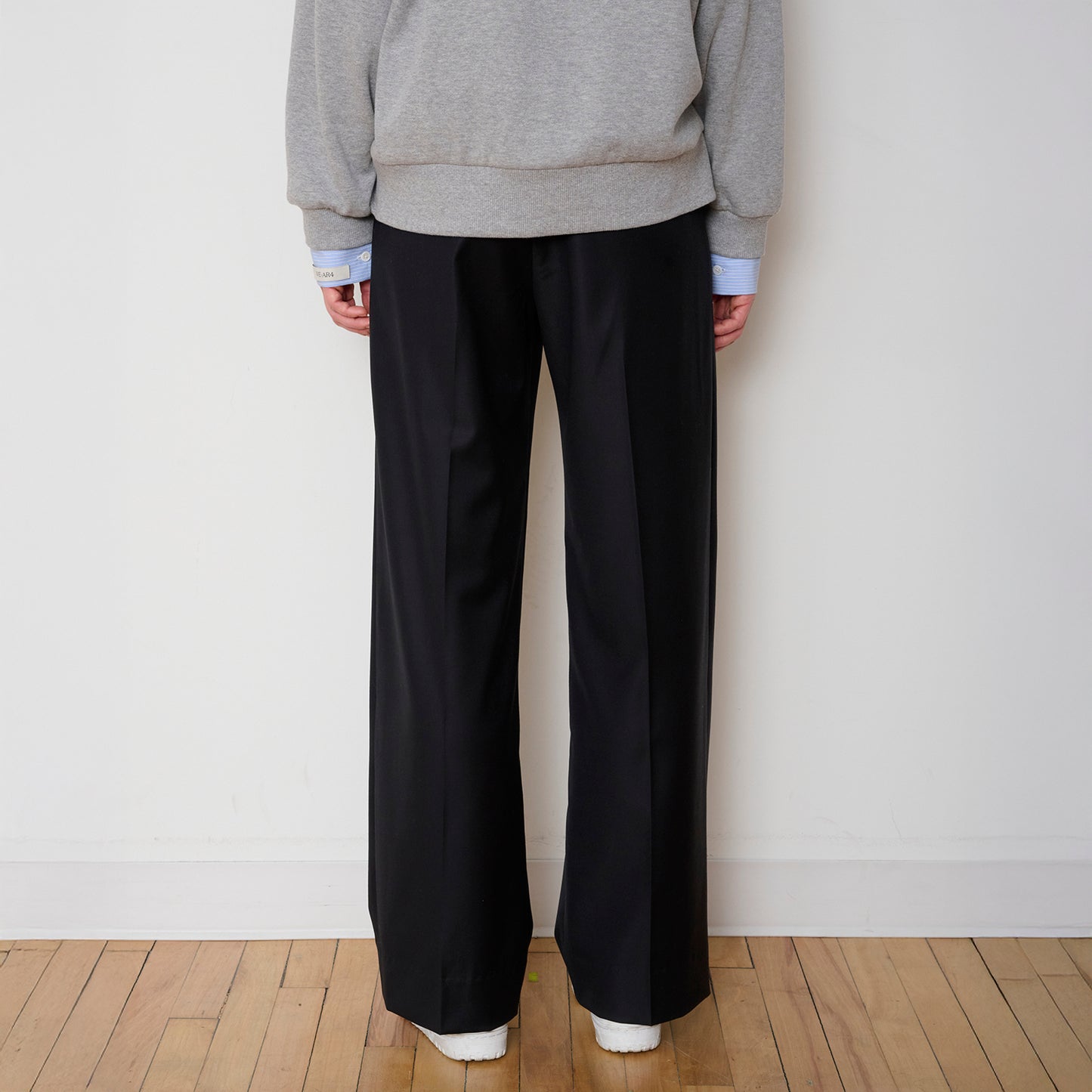 Prep Trouser in Black Wool