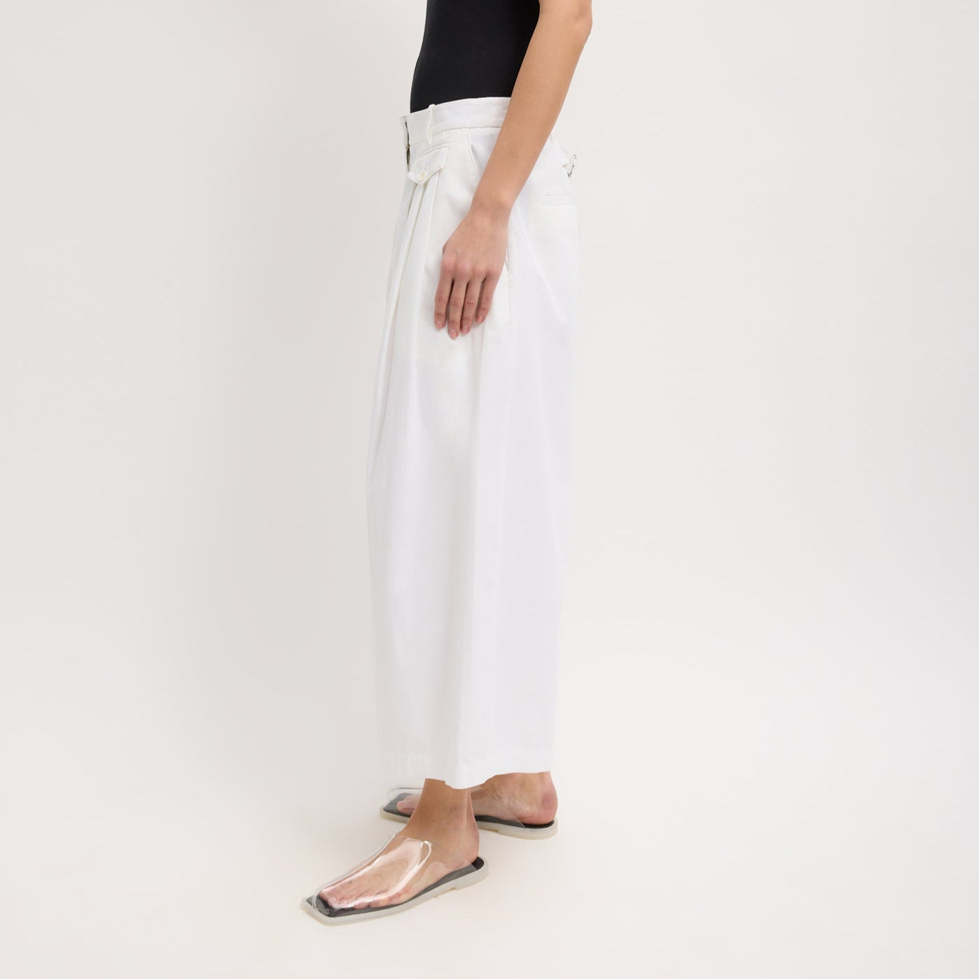 Triple Pleat Twill Pant in Optic White