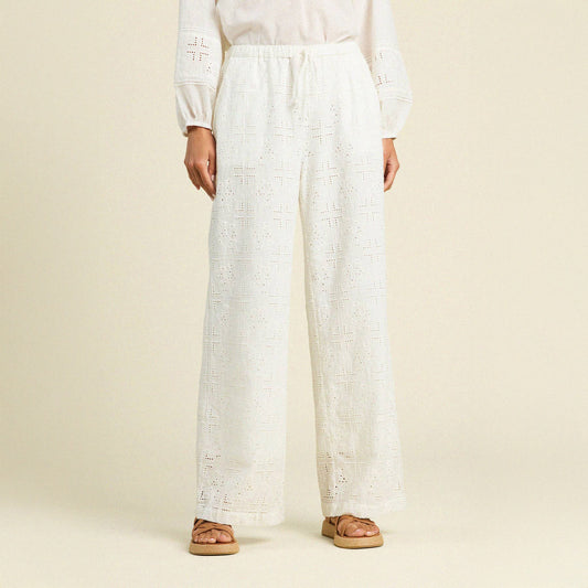 Vera Pant in Handkerchief Eyelet