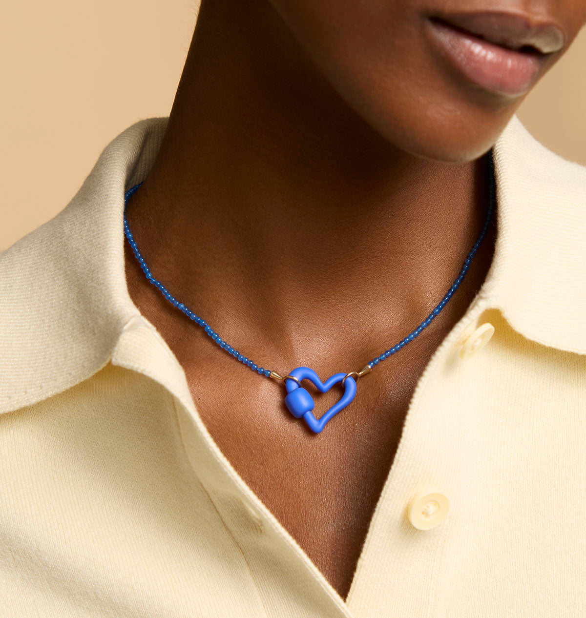 Itty Bitty Strand in Blue Agate
