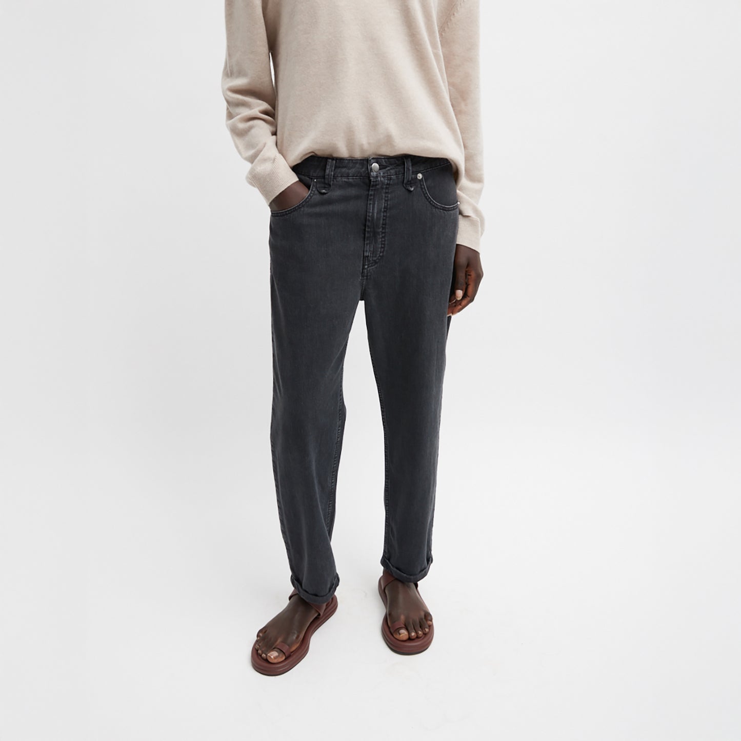 Slouchy, relaxed-fit jean with a straight leg Japanese mid-weight denim: 100% cotton Waist measurement: 32.5" (size 27) T000MO3404