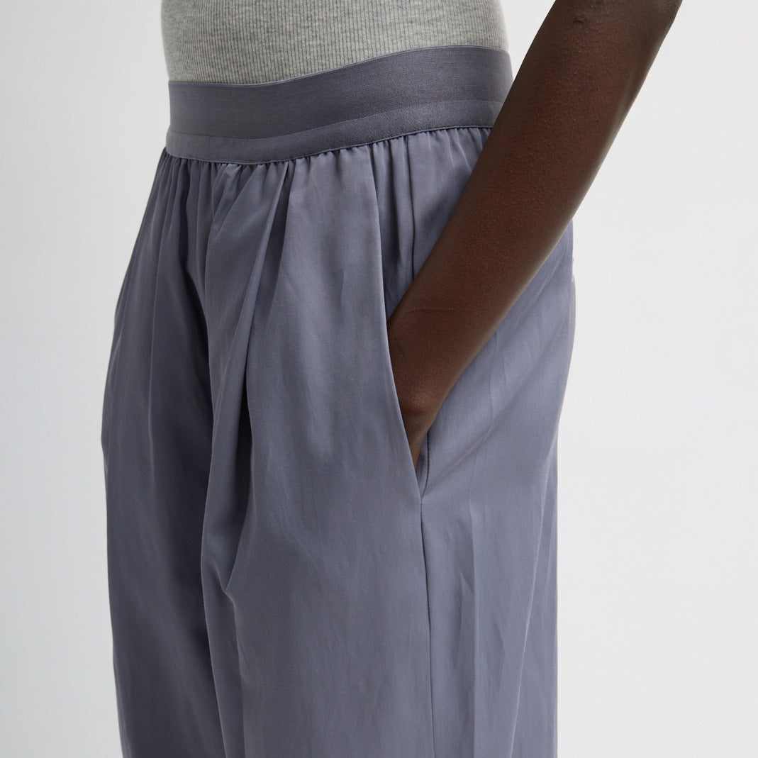 Marit Drapey Pant in Deep Violet