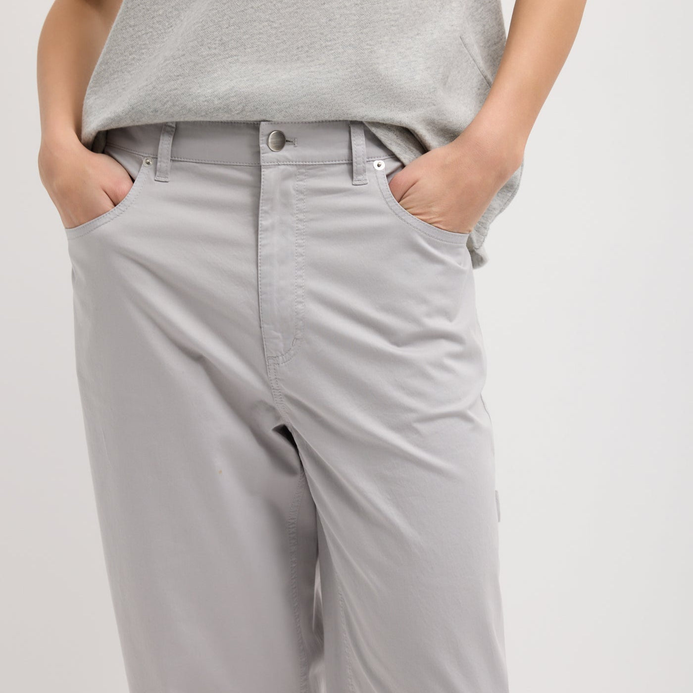 Cropped Slouchy Cargo Pant in Grey