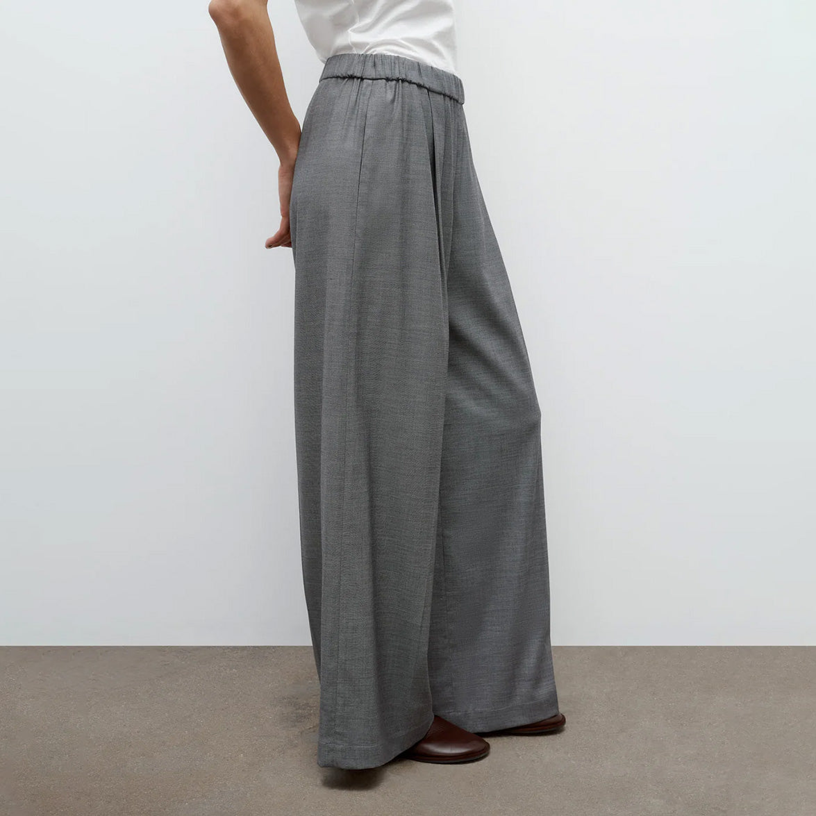 Eva Pant in Medium Heather Gray