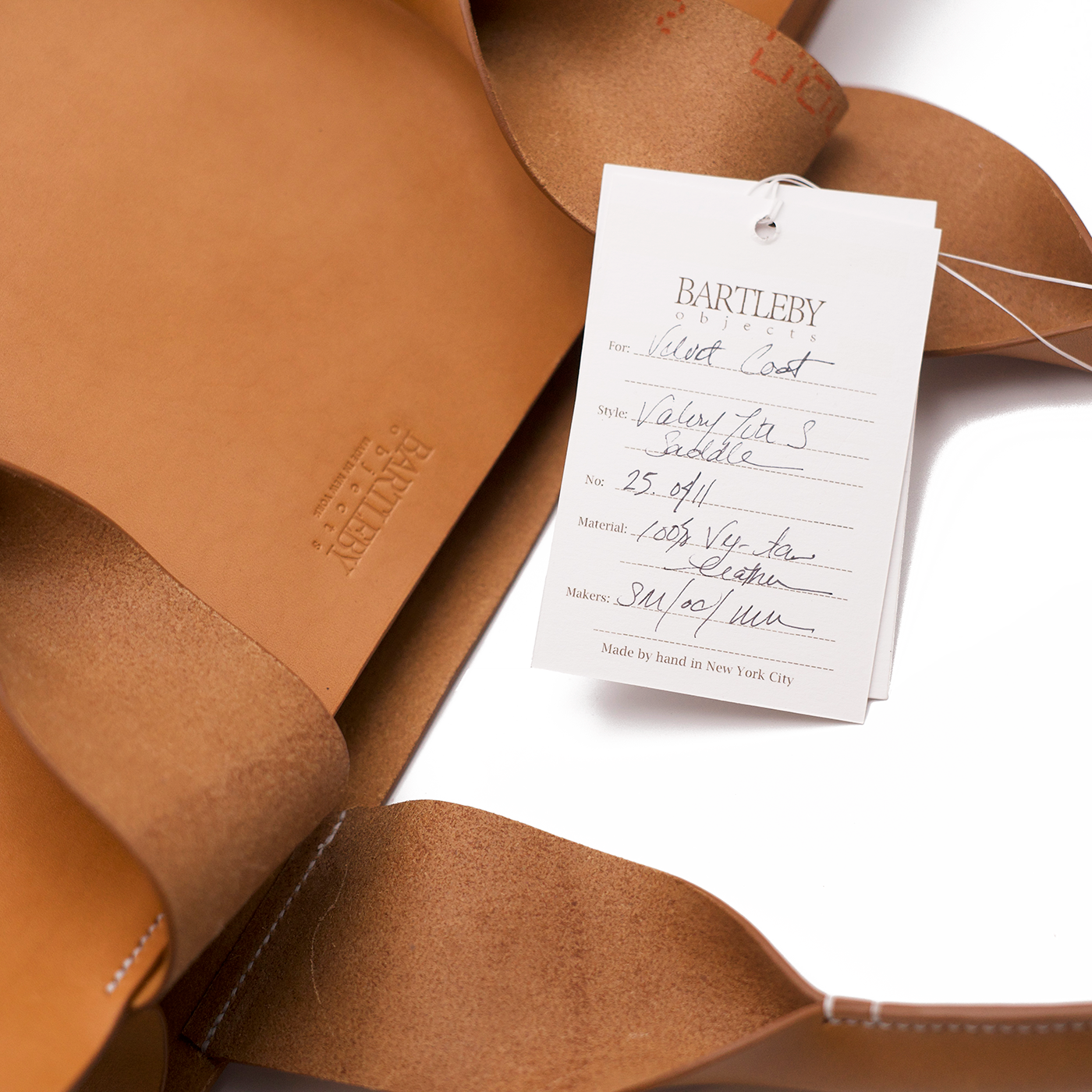 Valery 17 Tote in Saddle