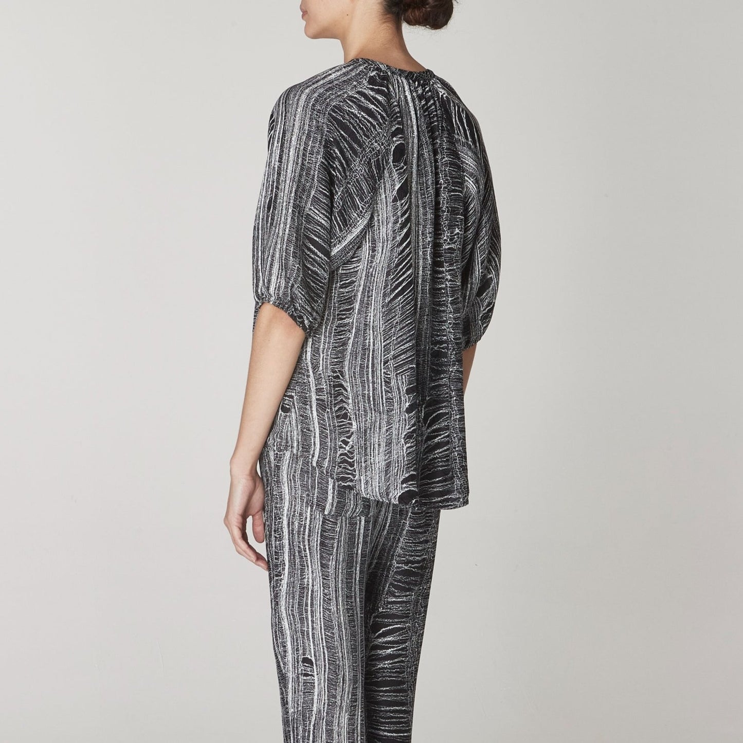 Printed Poet Blouse in Black & White