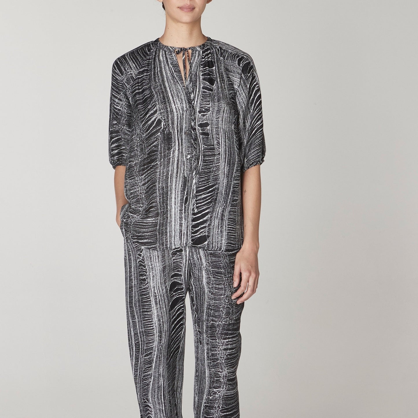 Printed Poet Blouse in Black & White