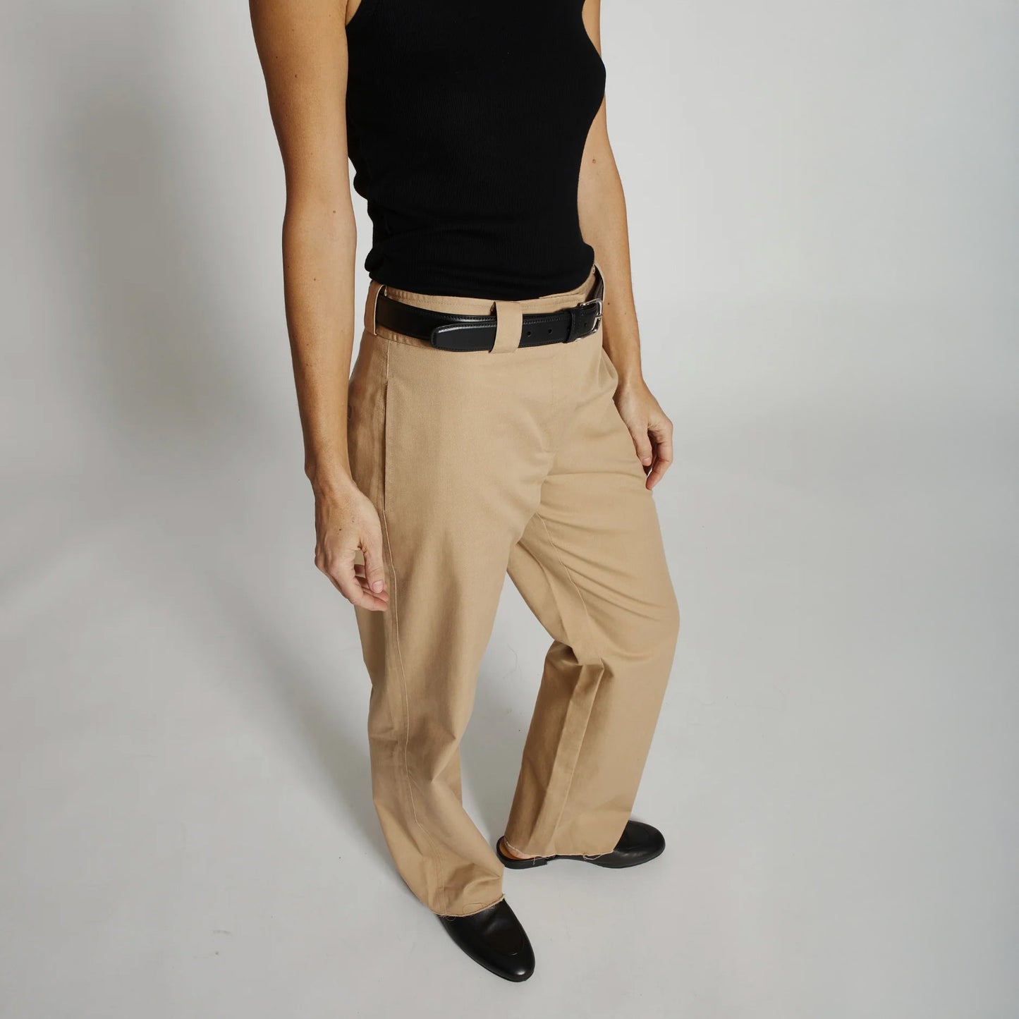 Nessa Straight Leg Pant in Khaki