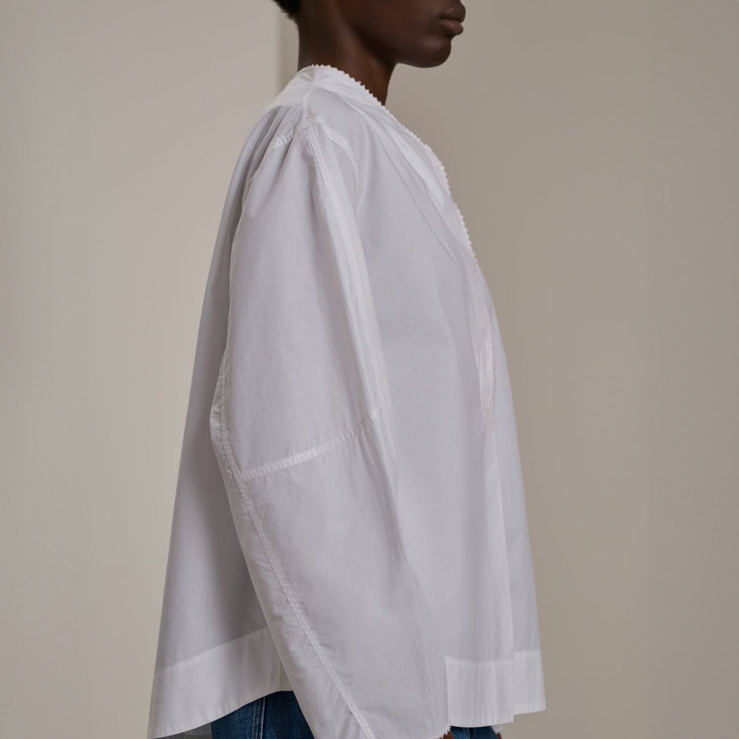Berry Poplin Blouse in White