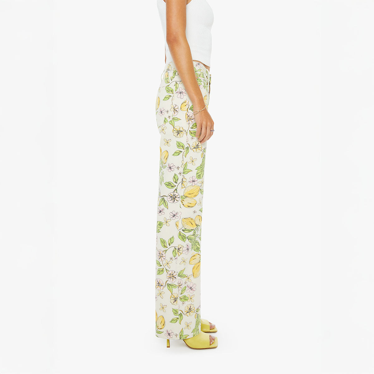 The Kick It in Lemonade Stand